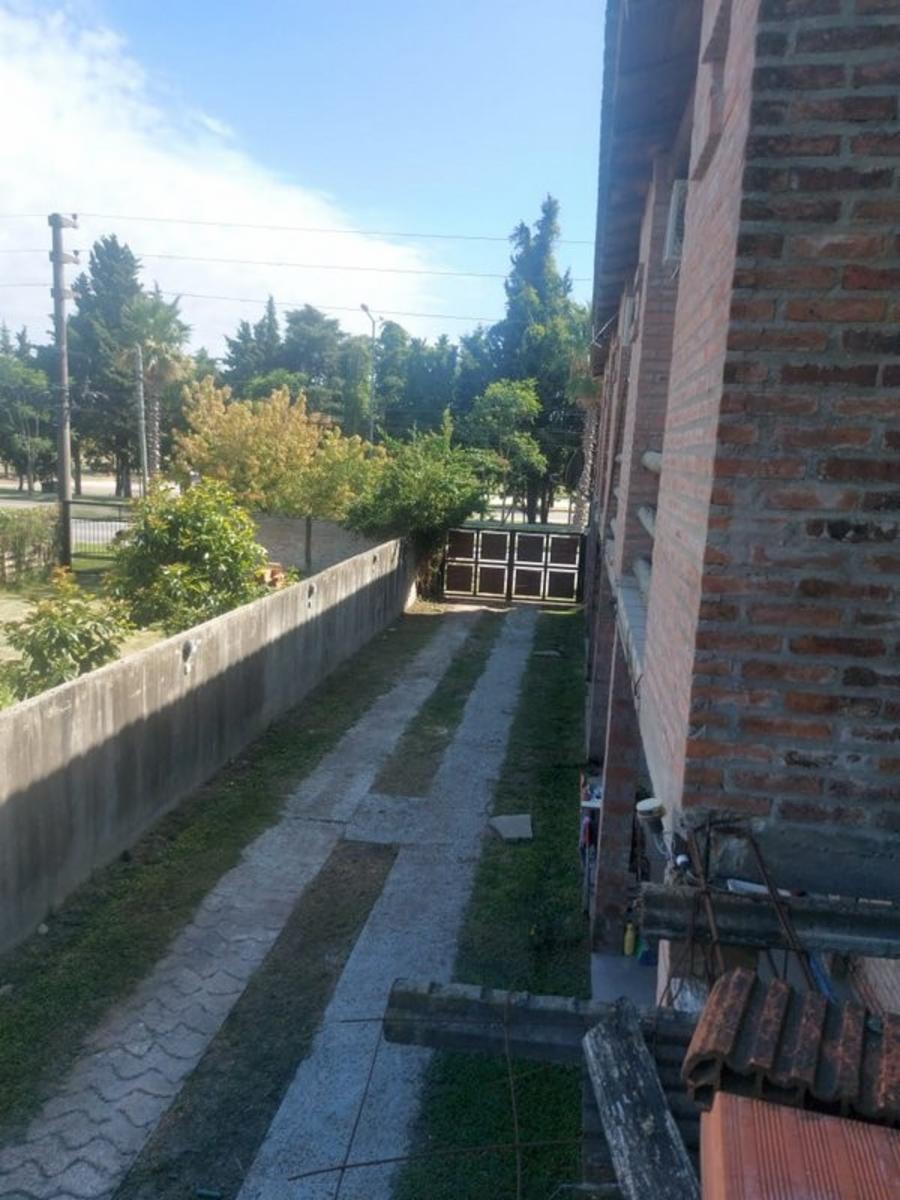 Excelente Propiedad Benavidez Av. Juan D. Perón - 5 Dúplex para alquiler (alquilados en este momento) - en 2 Plantas - excelente ubicación - fácil acceso — foto 14