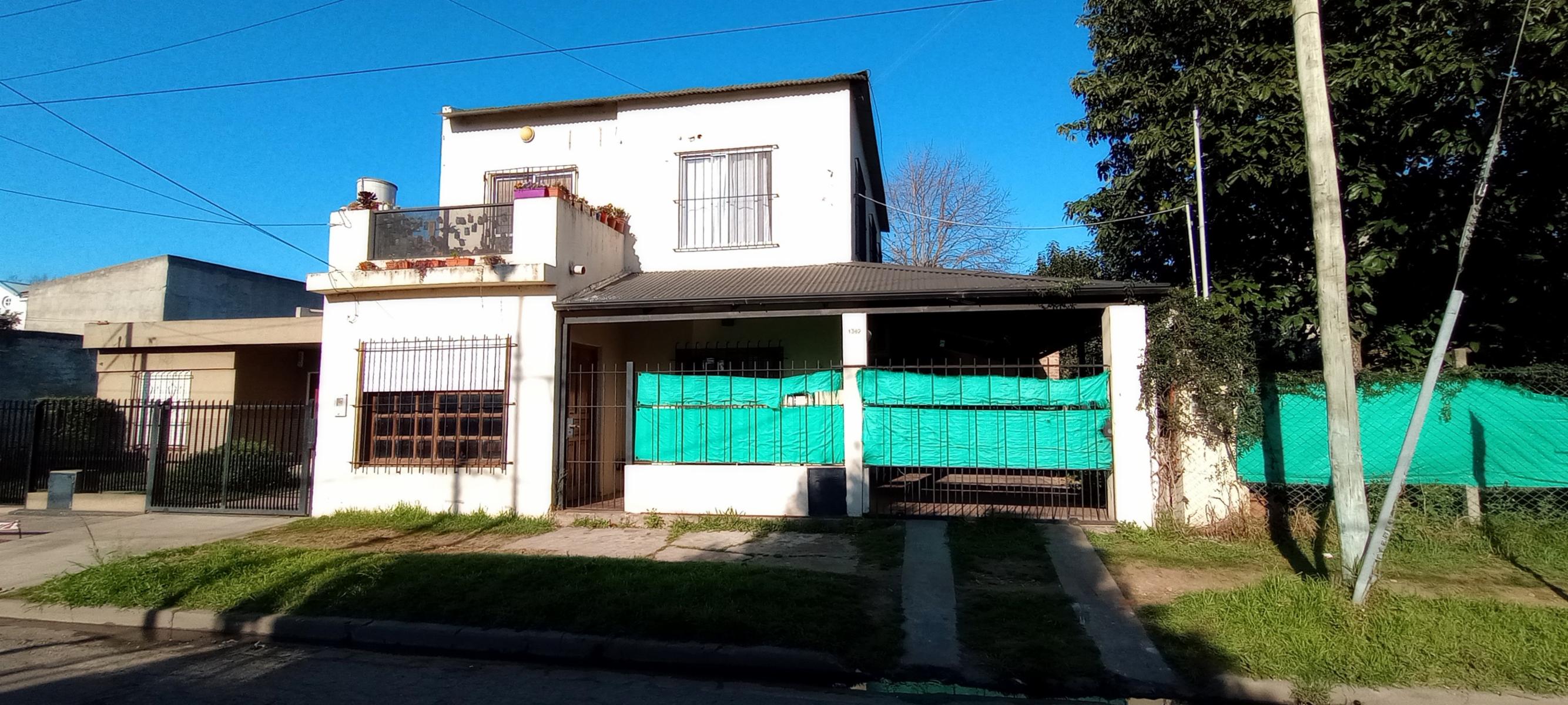 Espectacular Esquina - 2 Dptos. PA y PB con amplio terreno para usos múltiples — foto 3