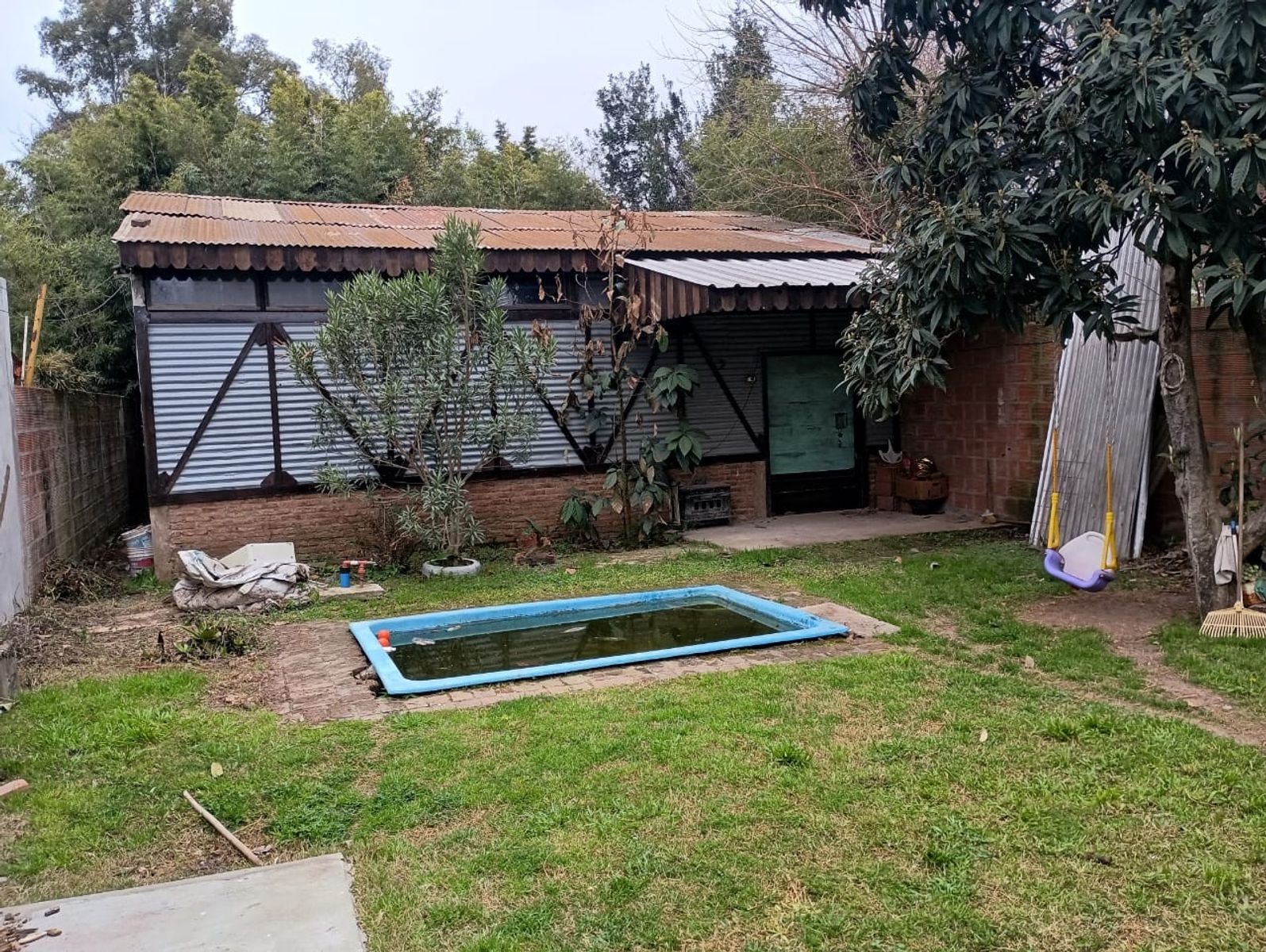 Casa Garin - con Dpto. en planta Alta para alquilar - Galpón cubierto de9 X 9 — foto 13