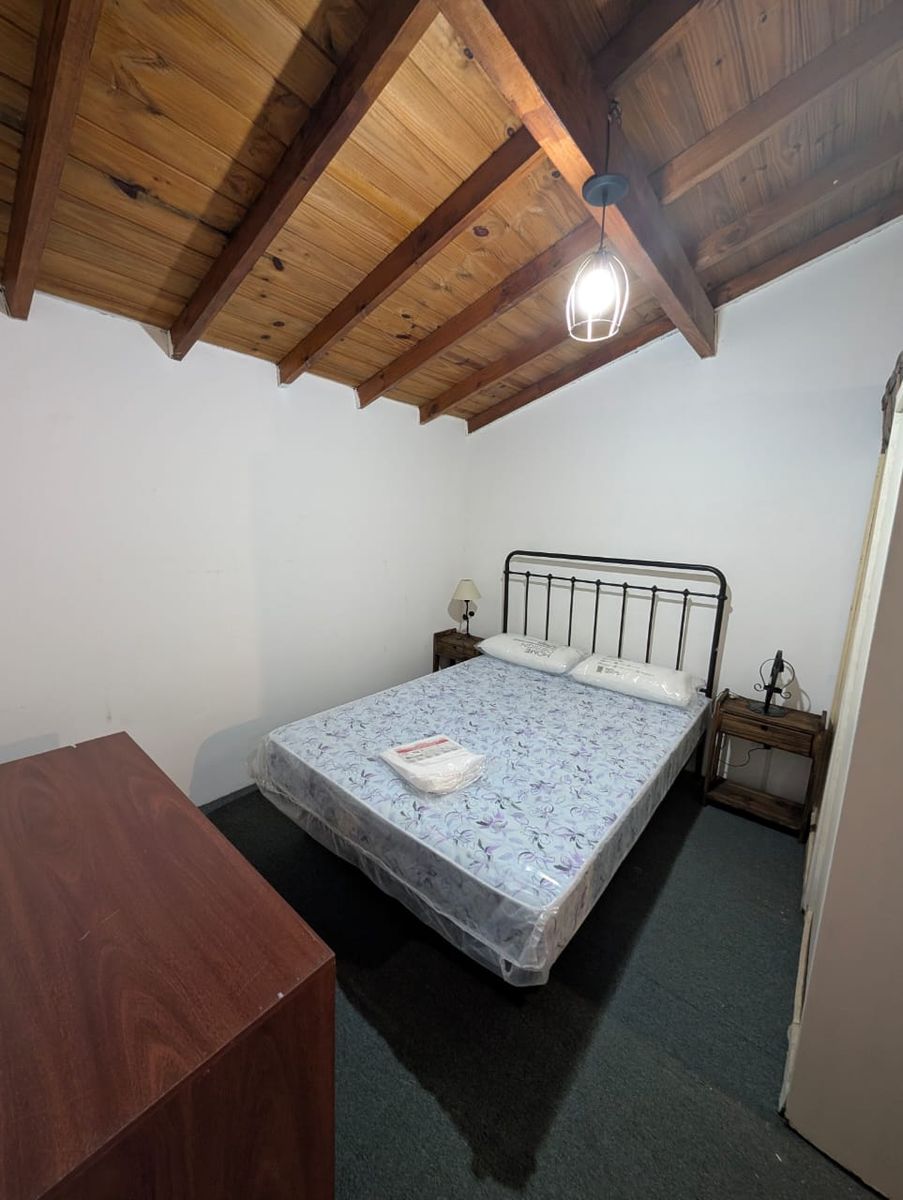 Excelente Triplex en Alquiler Anual (Amueblado) - 11