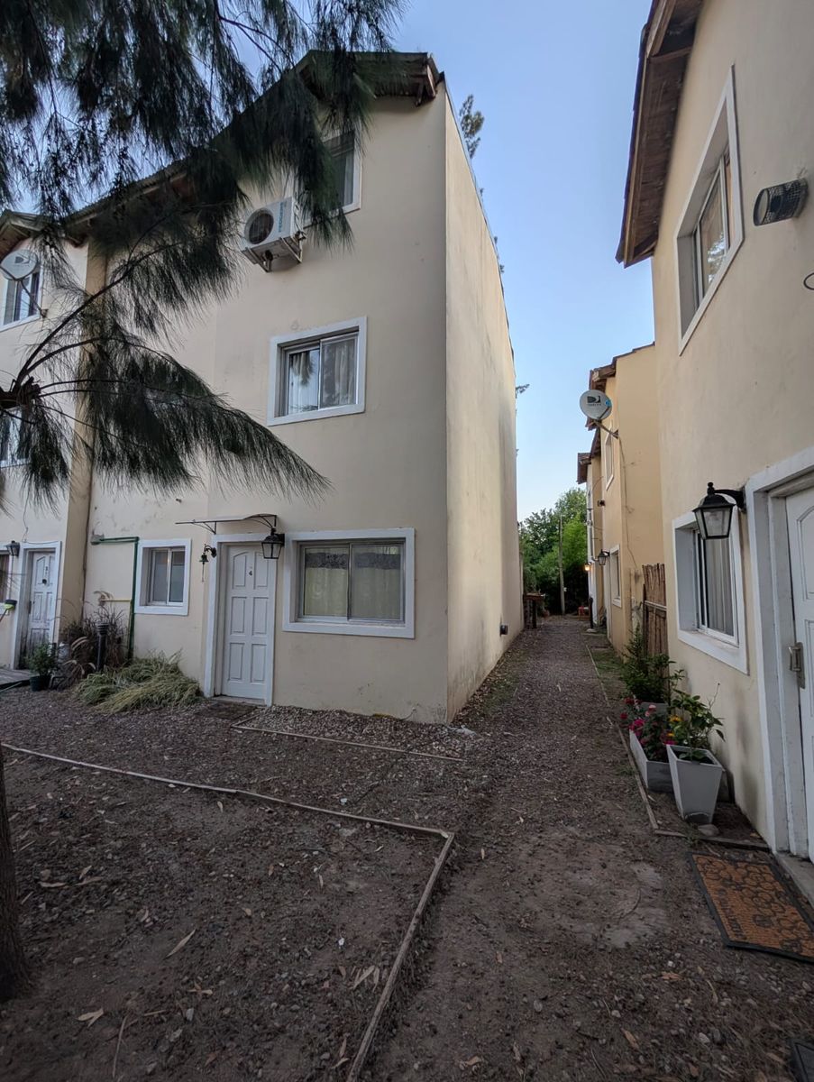 Excelente Triplex en Alquiler Anual (Amueblado) - 23