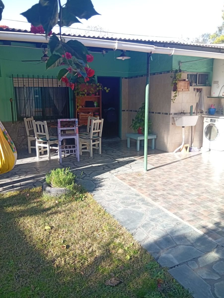 Hermosa Casa - Zona Céntrica - Garin - 11