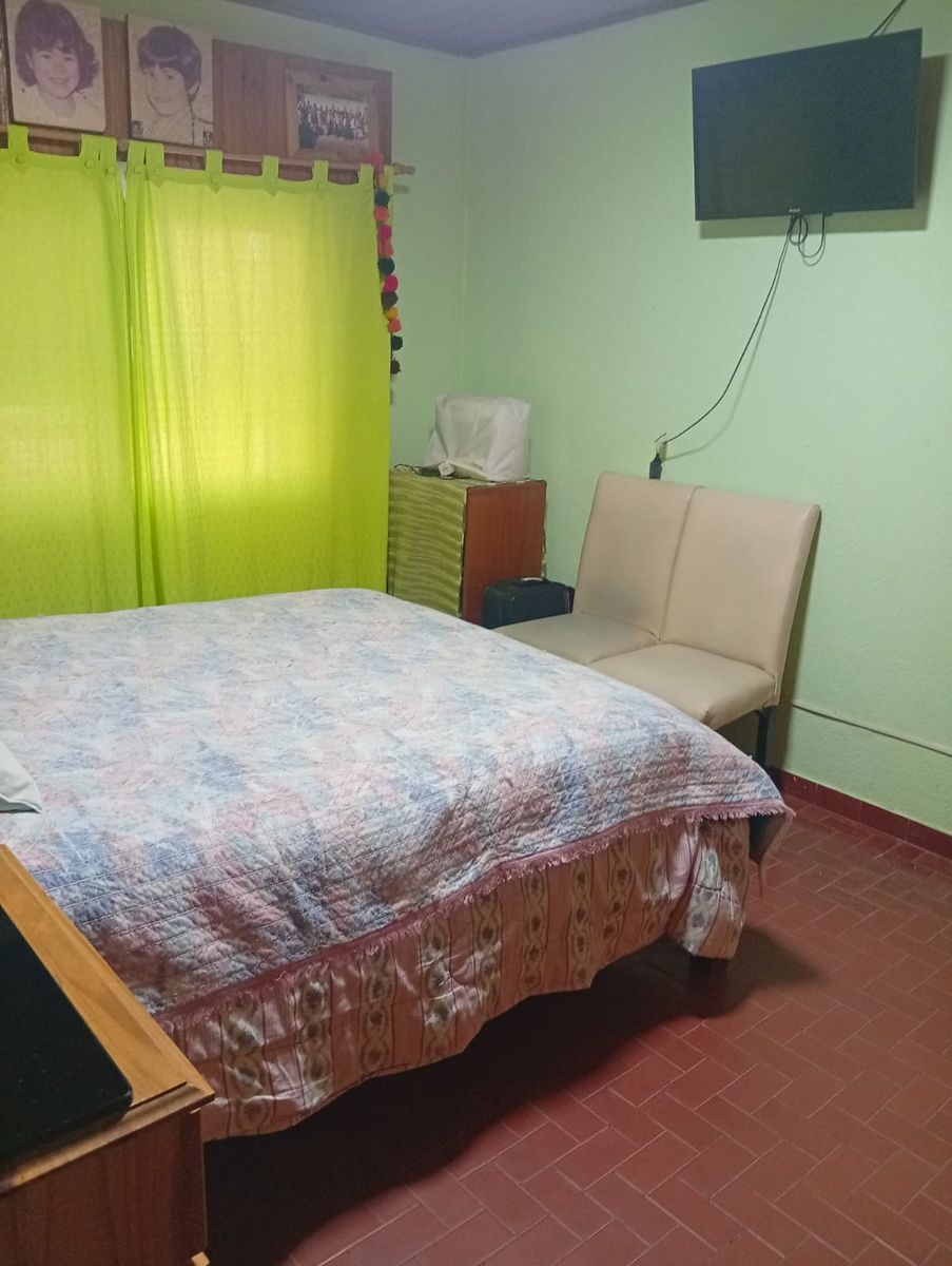 Hermosa Casa - Zona Céntrica - Garin - 16