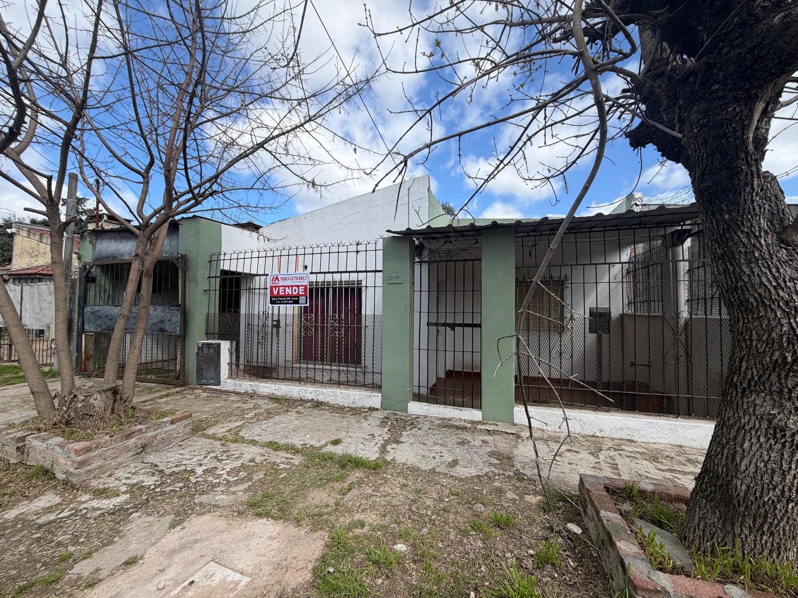 Casa a Refaccionar - Garin - 2 dormitorios - baño - cocina/comedor - 2