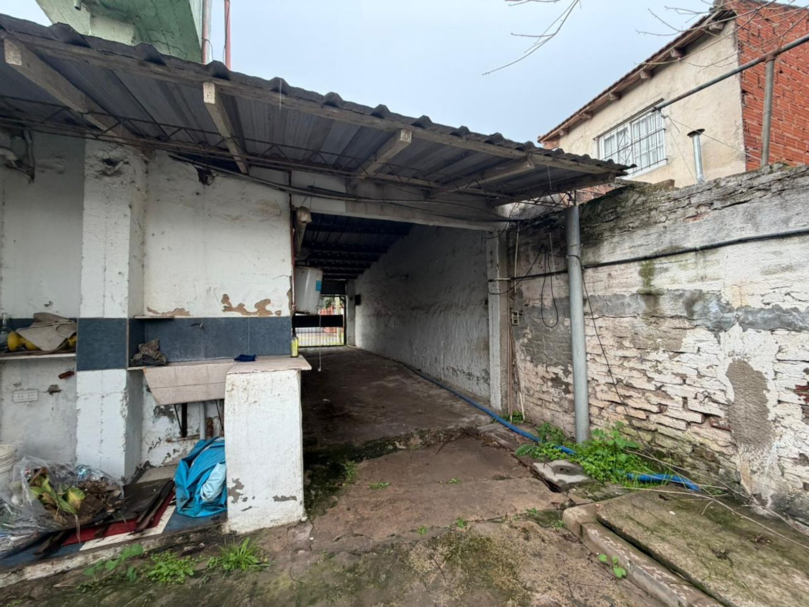 Casa a Refaccionar - Garin - 2 dormitorios - baño - cocina/comedor - 12