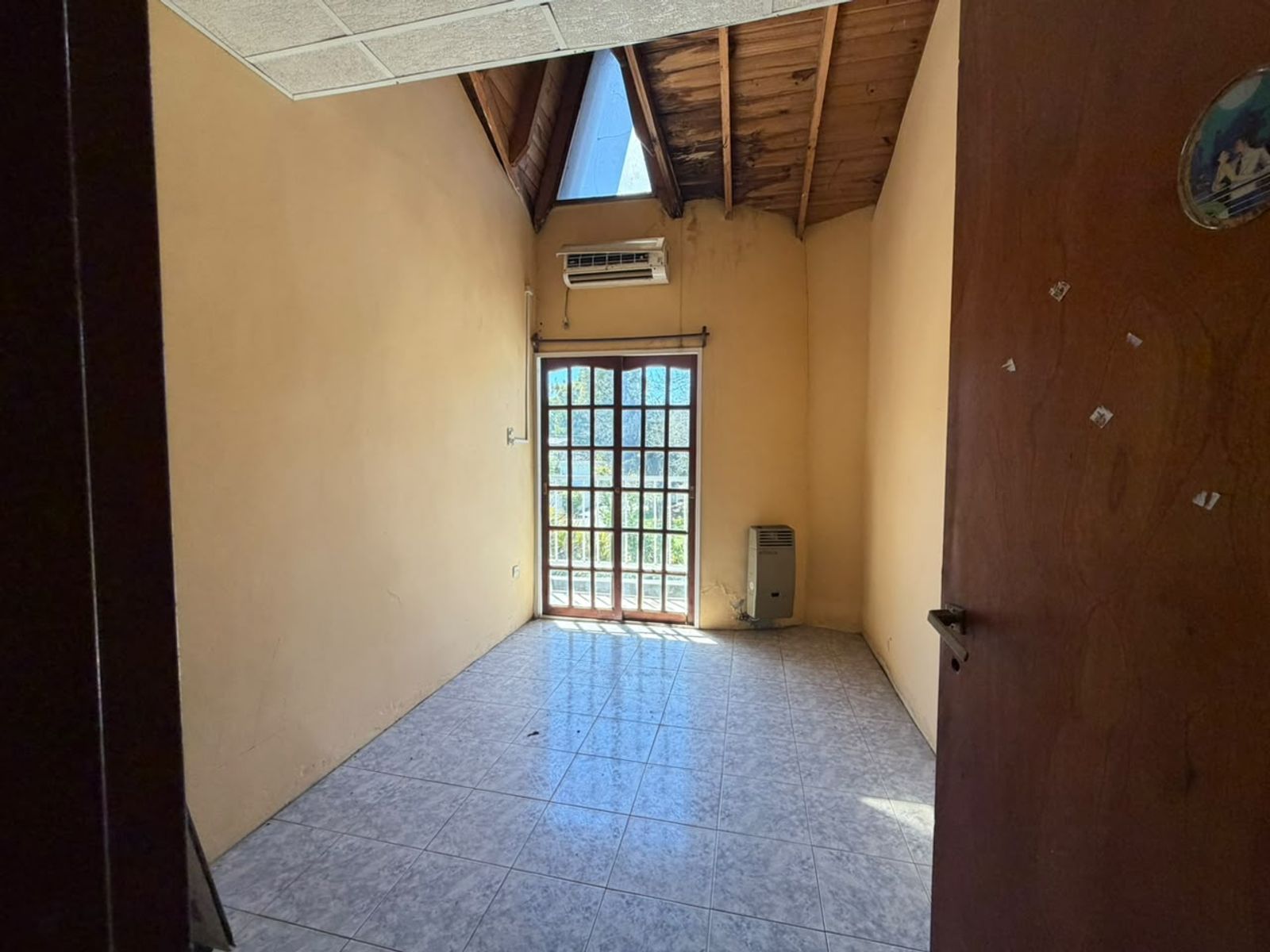 Importante Propiedad - Centro Garin — foto 14