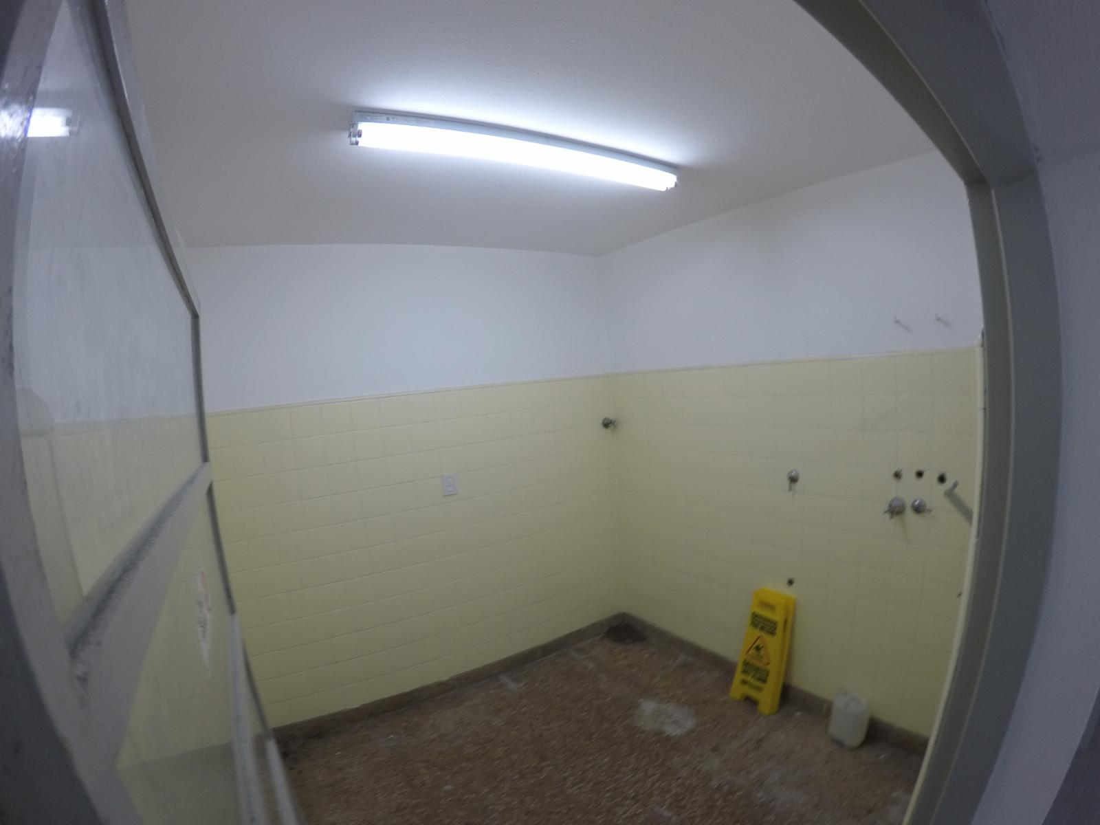EXCELENTE LOCAL DE 550 M2, SOBRE AVENIDA ARIETA - VILLA LUZURIAGA - 16