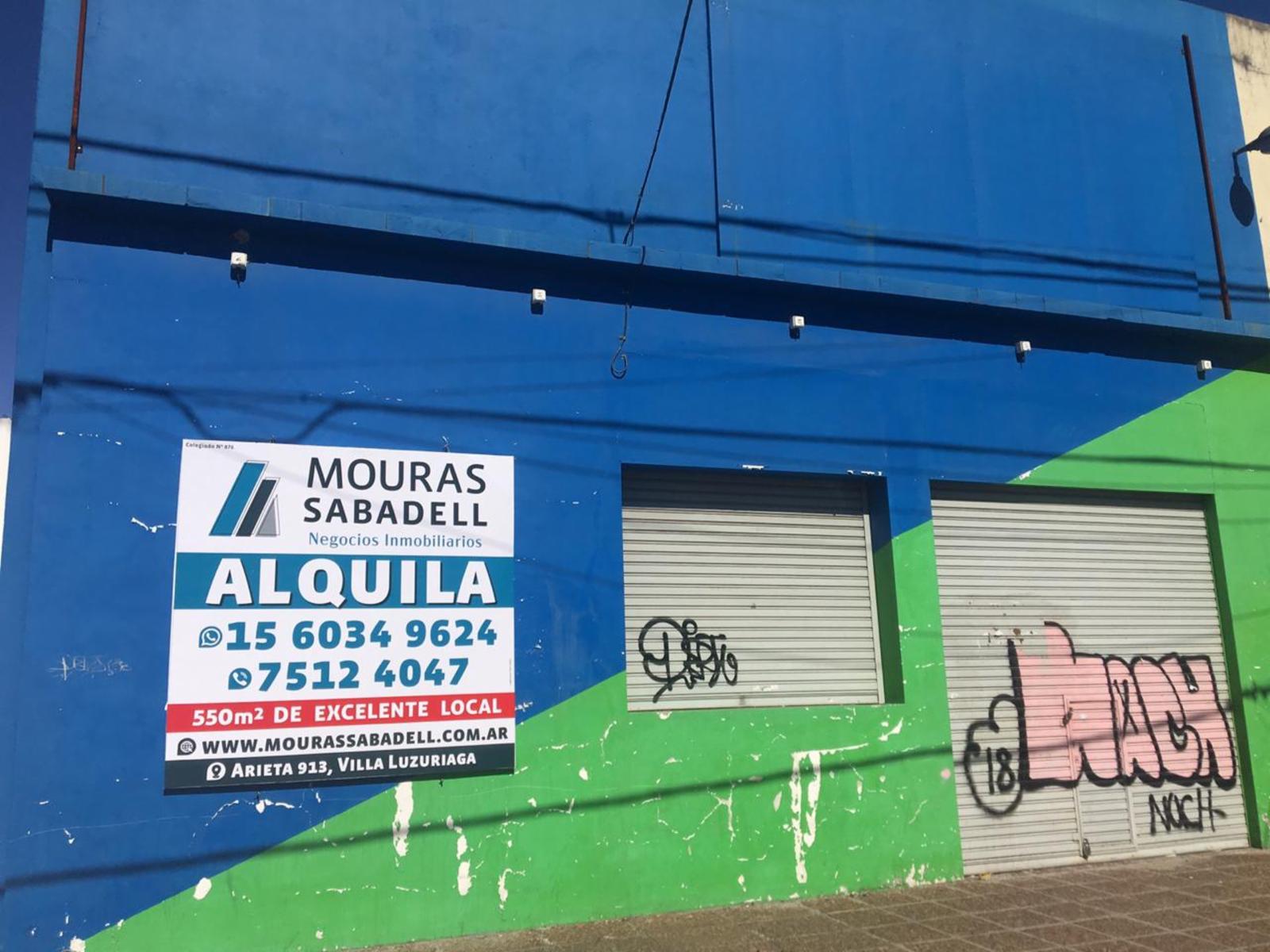 EXCELENTE LOCAL DE 550 M2, SOBRE AVENIDA ARIETA - VILLA LUZURIAGA - 23