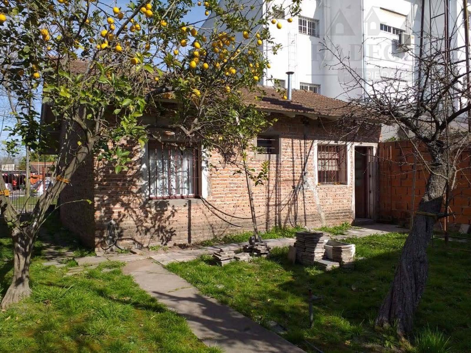 OPORTUNIDAD - Chalet en excelente ubicación a mts. de la estación A.Korn — foto 5