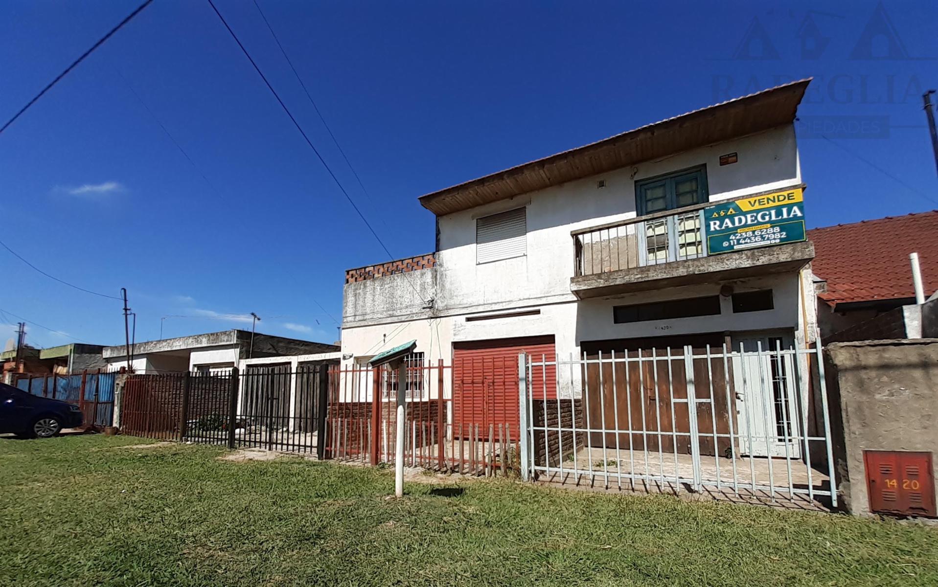 Chalet en Burzaco a 300 metros de H. Yrigoyen