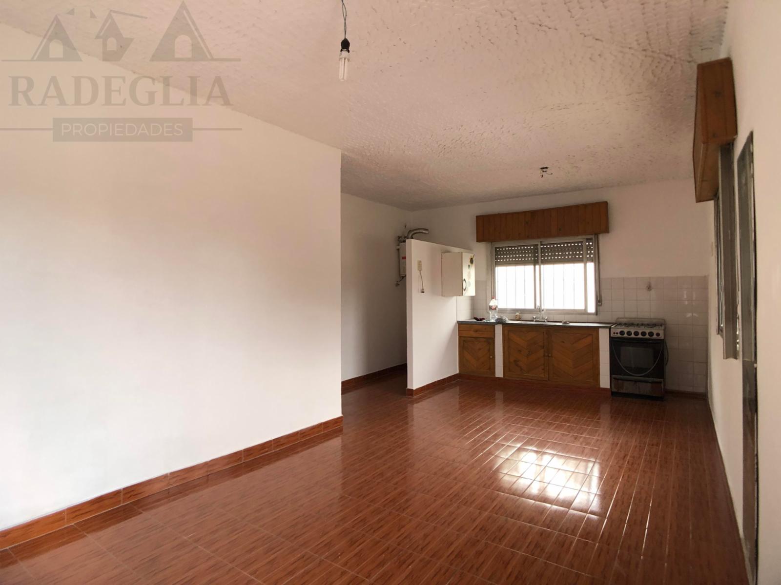 Departamento en 1er piso - Burzaco - 2