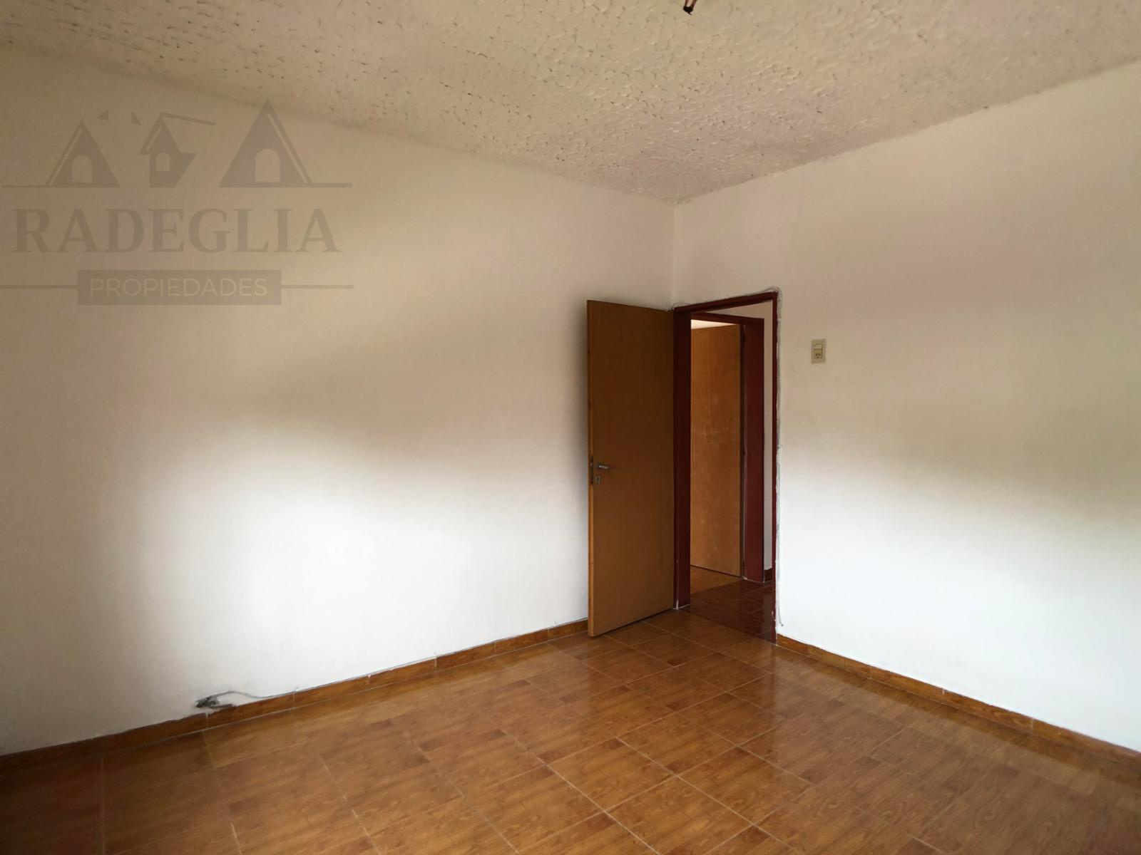 Departamento en 1er piso - Burzaco - 8