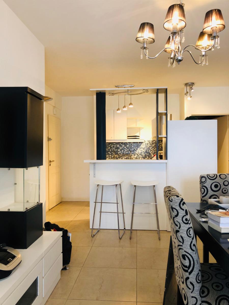 Excelente Departamento Amueblado - Av Córdoba 2436 - 9
