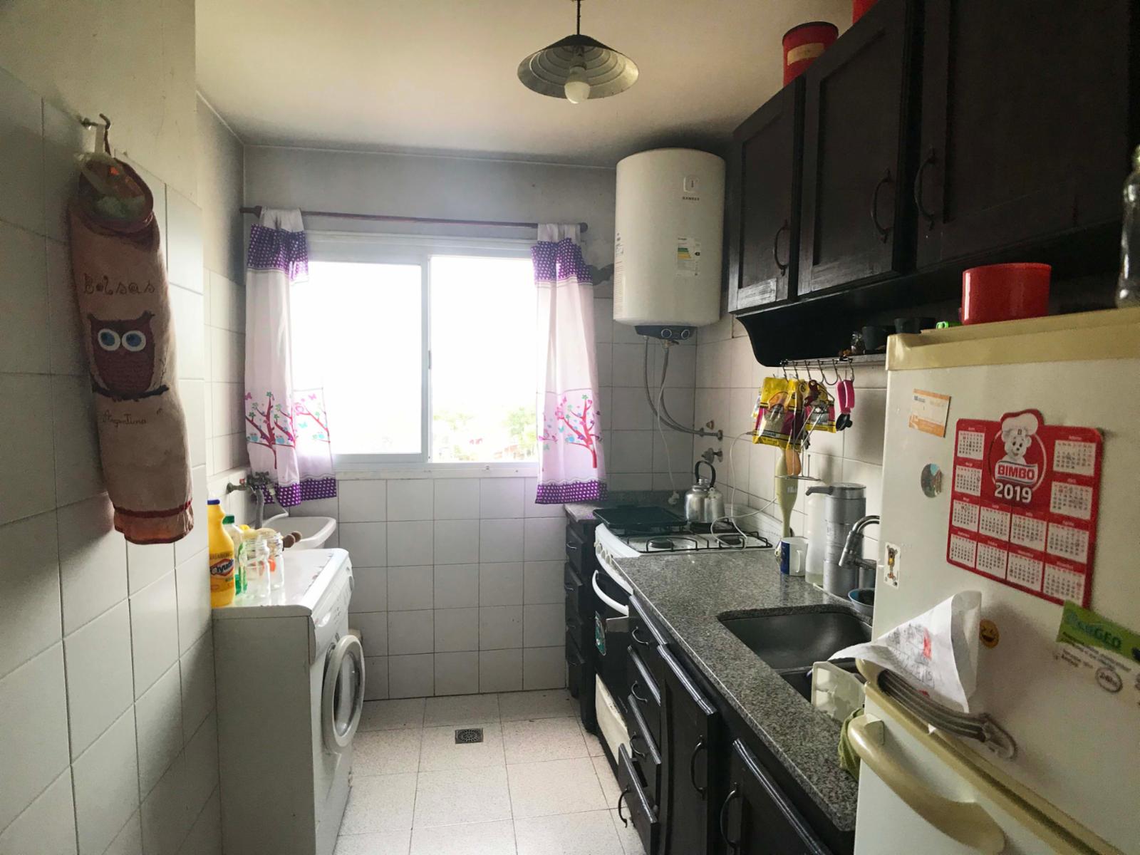 Departamento de tres ambientes sobre Av. Juan Domingo Perón — foto 3