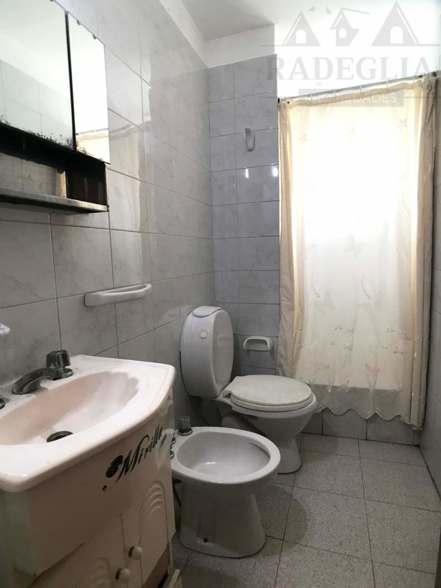 Departamento de tres ambientes sobre Av. Juan Domingo Perón — foto 5