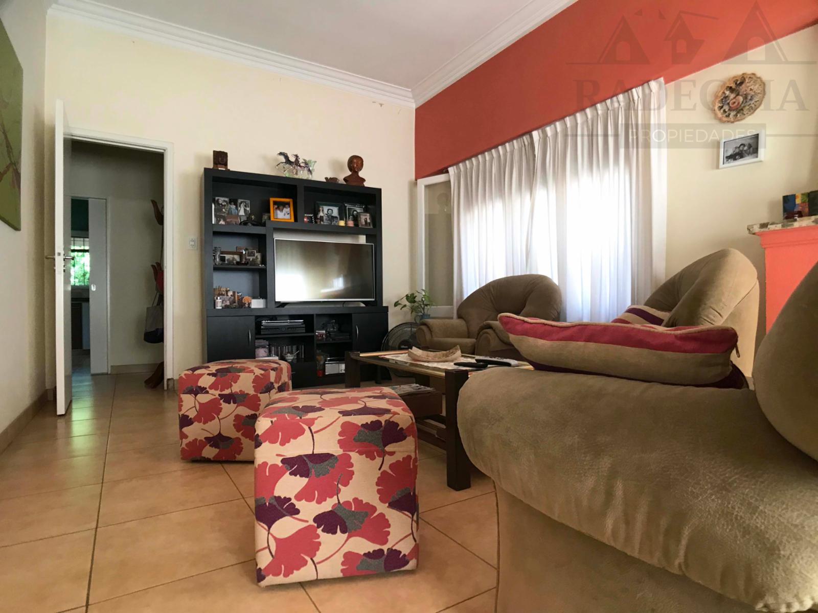 Chalet para dos familias ubicado a doscientos metros de Av. Espora — foto 4