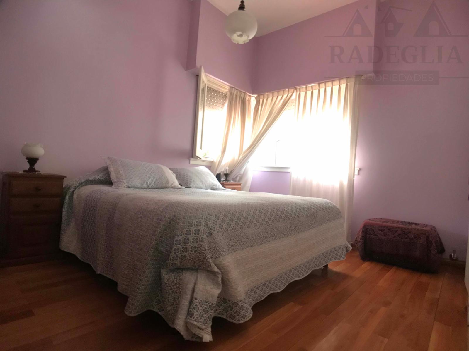 Chalet para dos familias ubicado a doscientos metros de Av. Espora — foto 5