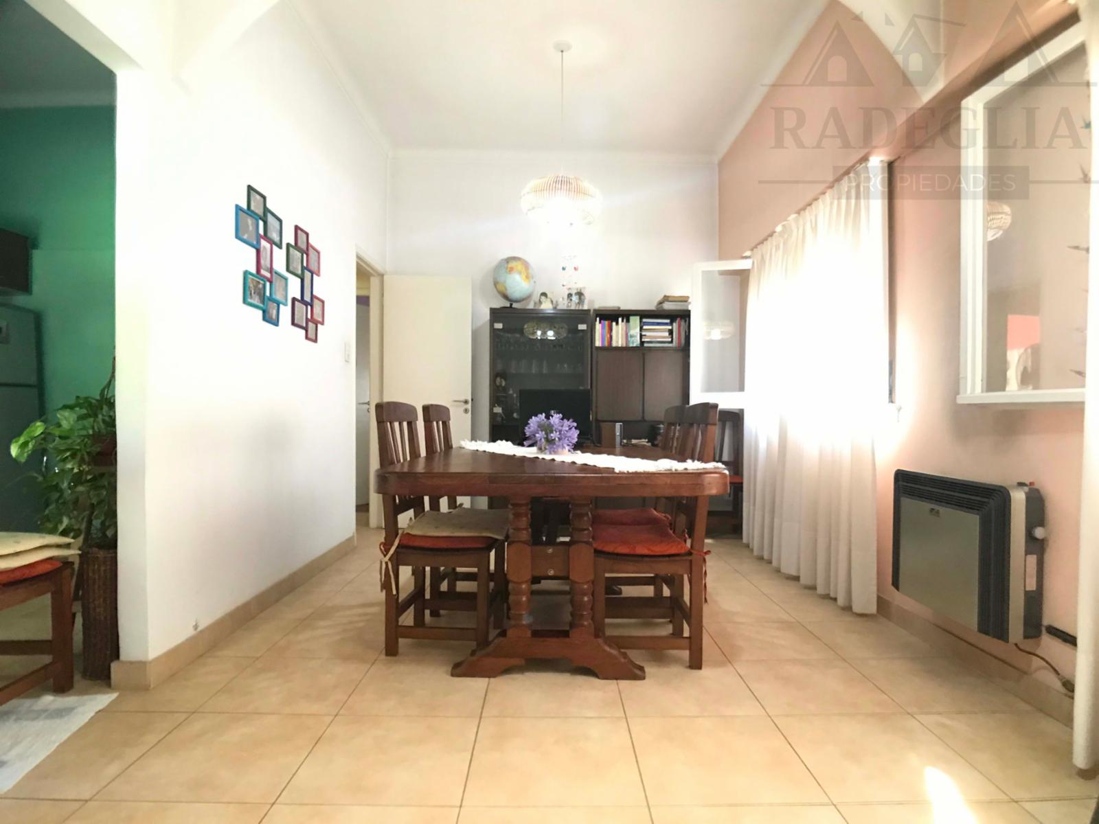Chalet para dos familias ubicado a doscientos metros de Av. Espora — foto 8