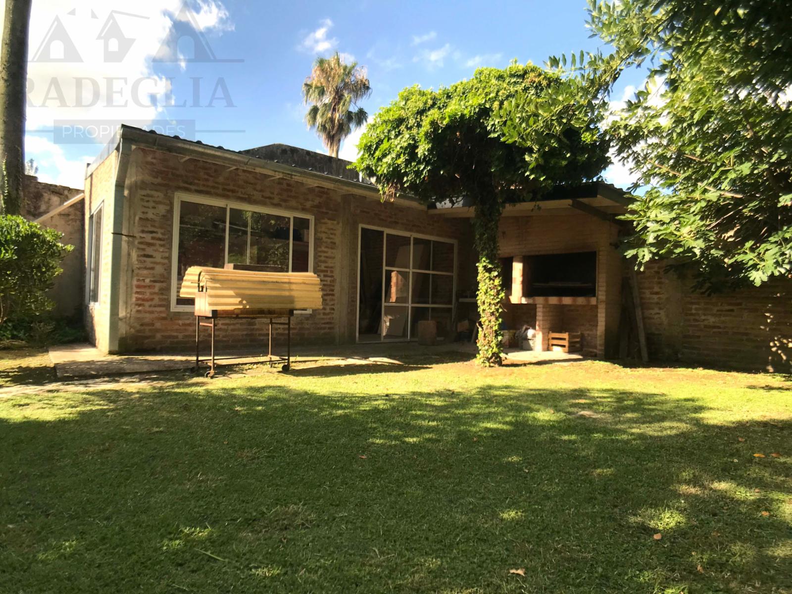 Chalet para dos familias ubicado a doscientos metros de Av. Espora — foto 13