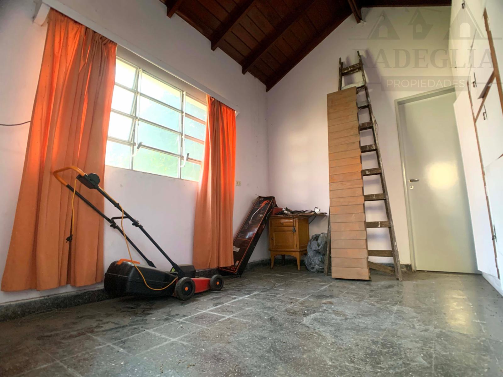 Chalet en muy buen estado - Carlos Diehl 2050, Longchamps. — foto 11