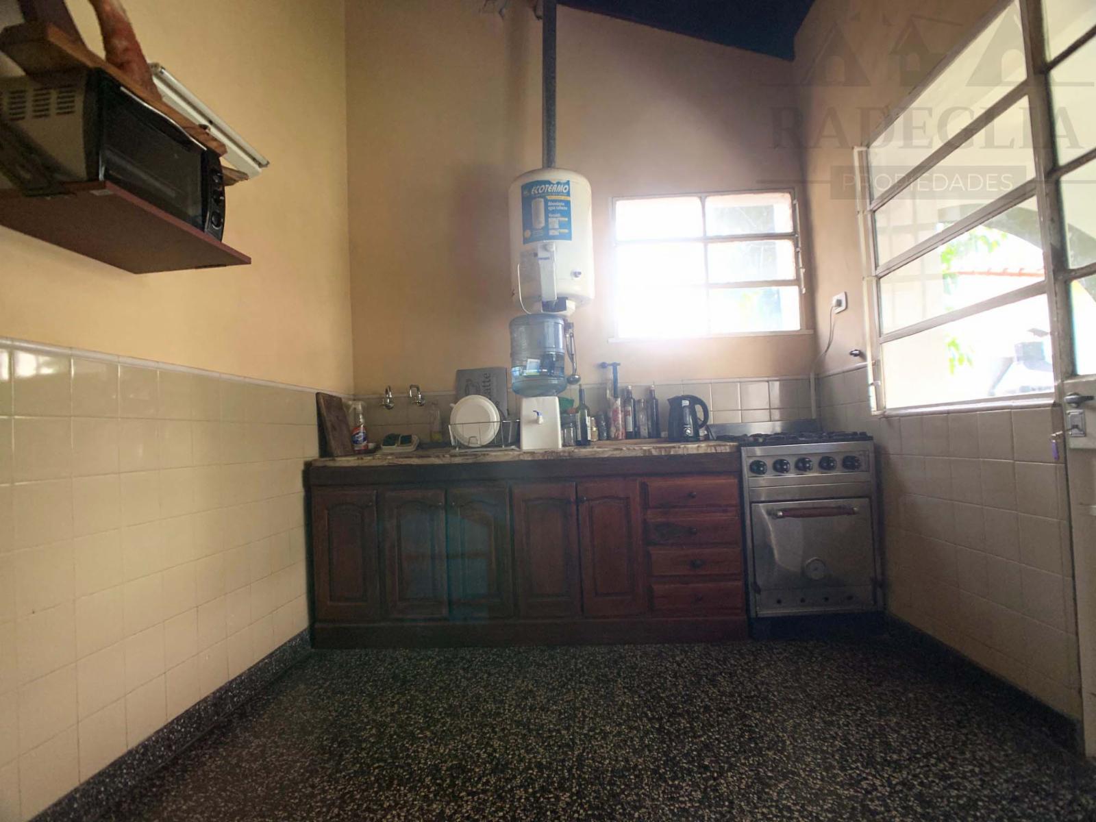 Chalet inmaculado en barrio residencial — foto 4