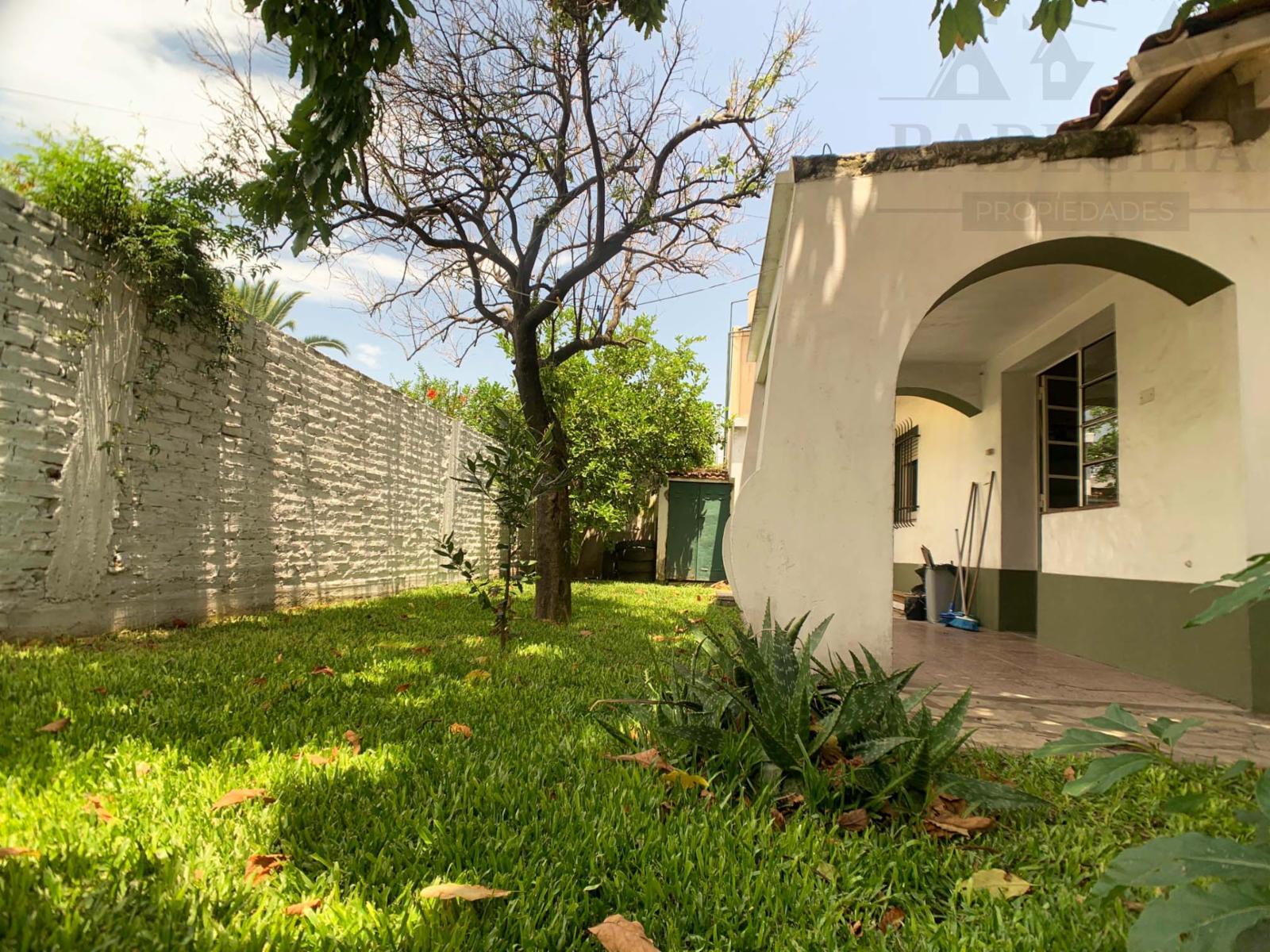 Chalet inmaculado en barrio residencial — foto 8