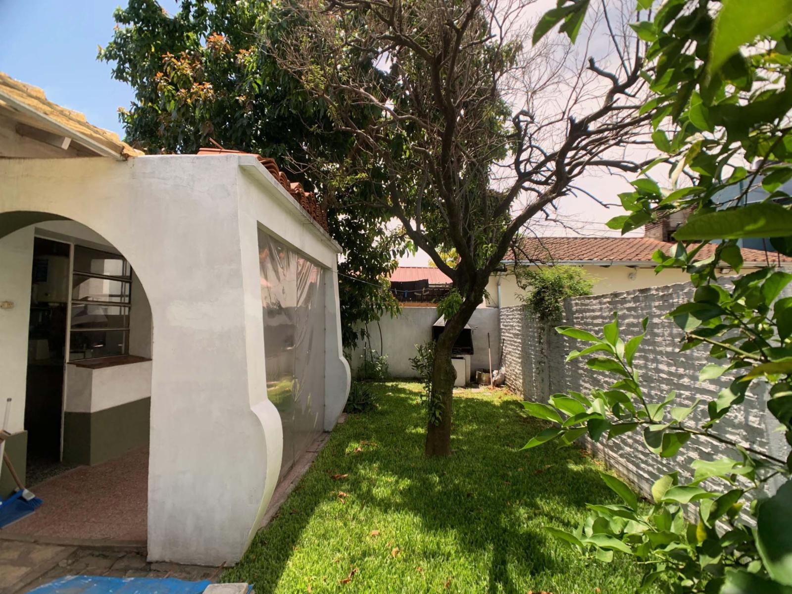 Chalet inmaculado en barrio residencial — foto 9