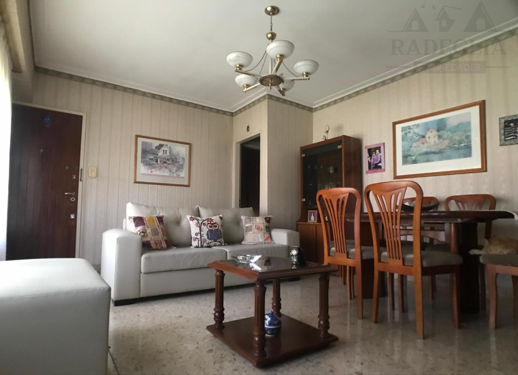 Chalet 3 amb. en esquina, muy buen estado - Burzaco — foto 3
