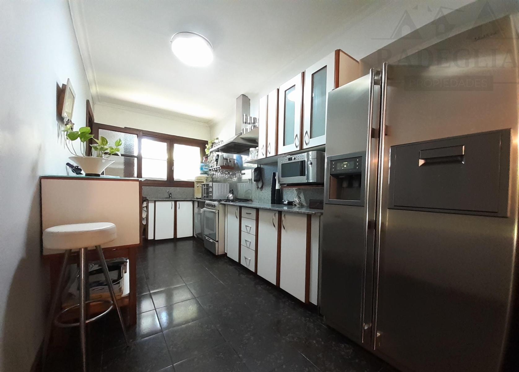 Espectacular Chalet en Hermosa Zona Céntrica de Adrogué — foto 4