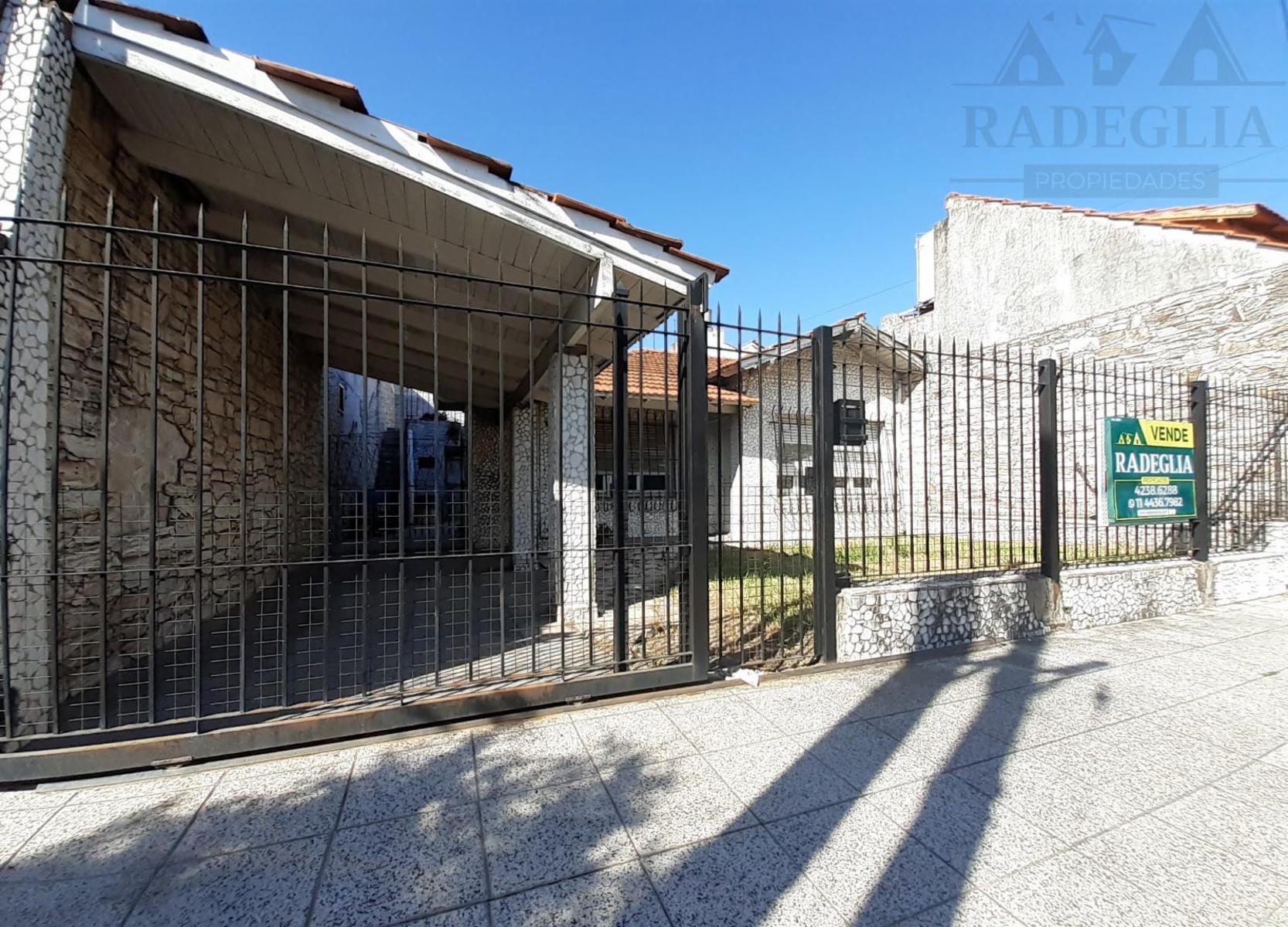 Chalet a 1cuadra de Av Yrigoyen y Av Antártida Argentina — foto 2