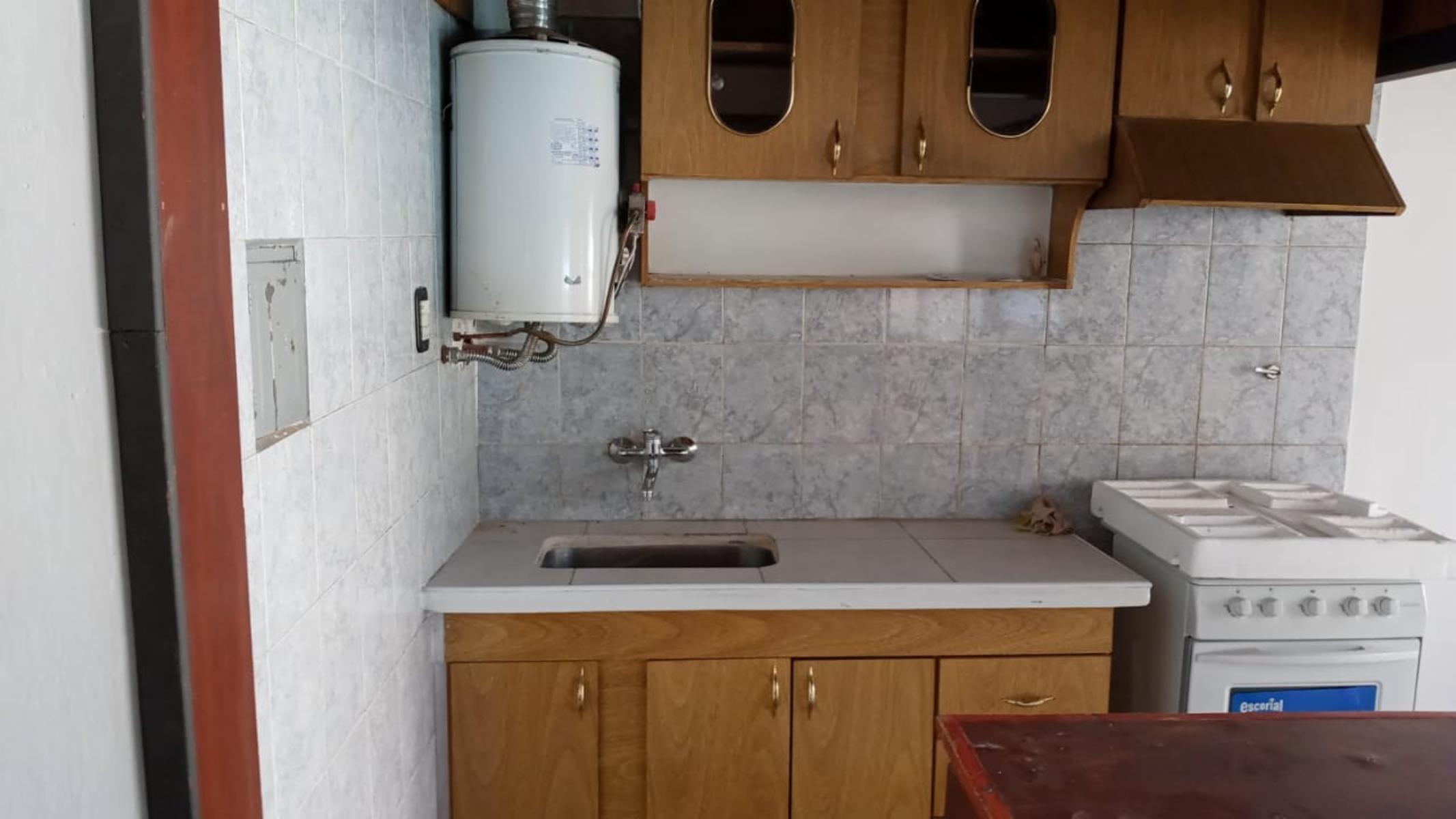 DORREGO cuadra costanera interno independiente 3 dorm patio churrasquera USD 22.500 — foto 2