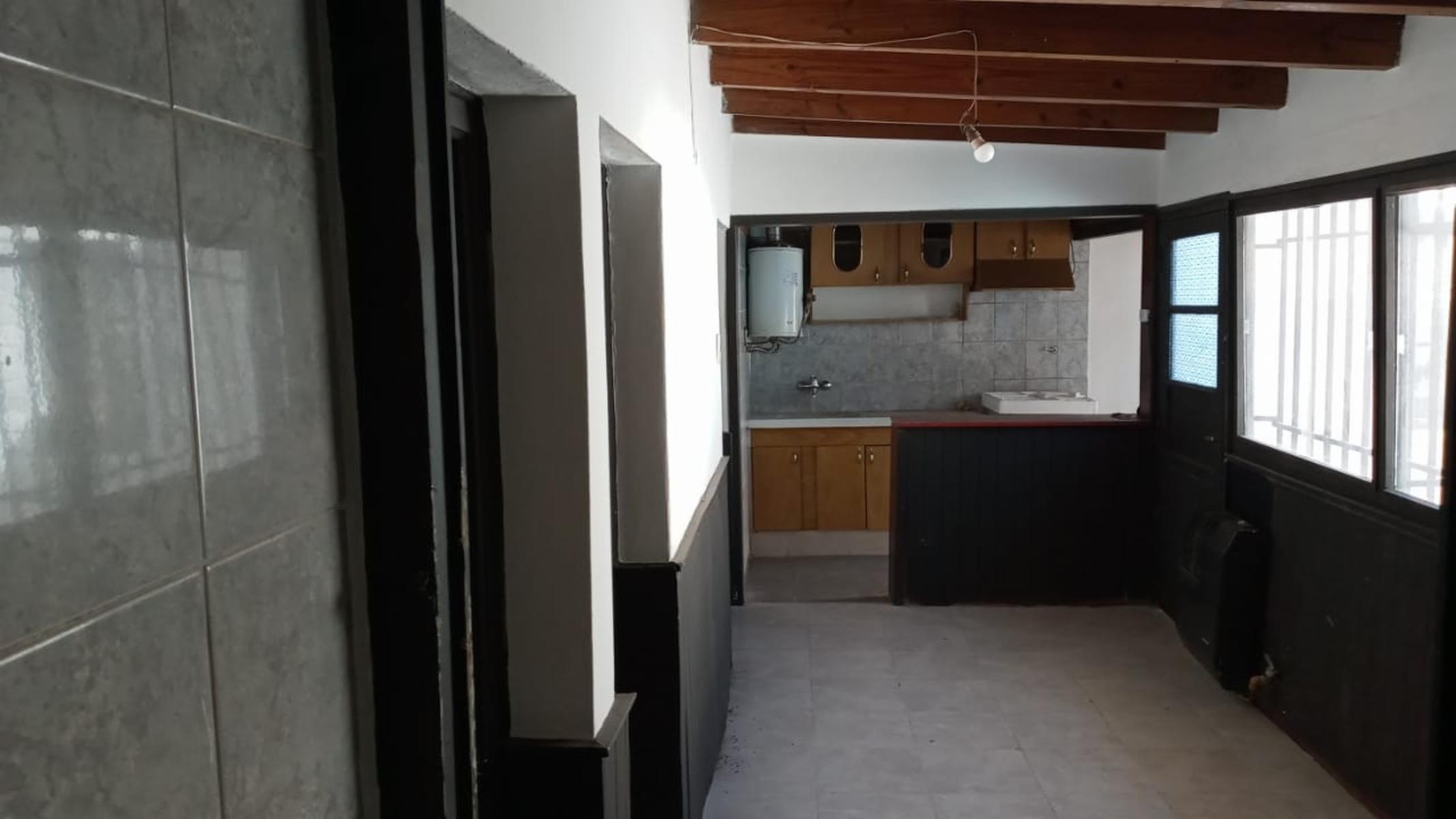DORREGO cuadra costanera interno independiente 3 dorm patio churrasquera USD 22.500