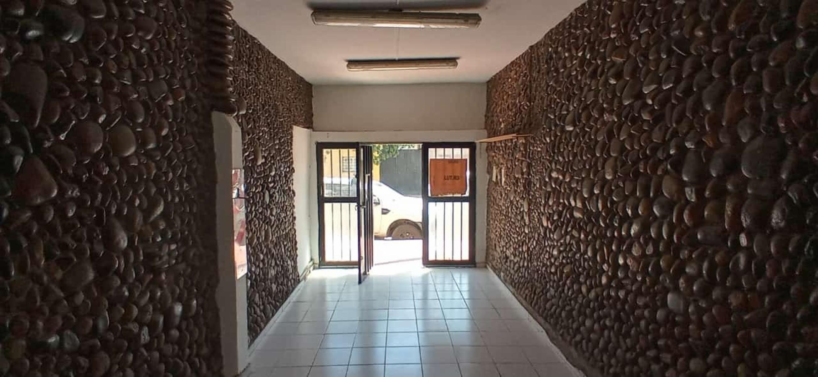 LINDÍSIMO Y AMPLIO LUMINOSO 90 M2 CORAZÓN DORREGO $ 350.000 IMPERIO MAT.PROF518 - 2
