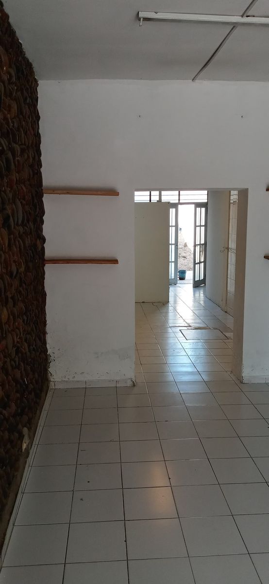 DORREGO Ubicadísimo Lamadrid Dorrego 90 m2 totales $ 320.000 IMPERIO INMOBILIARIA Mza - 10