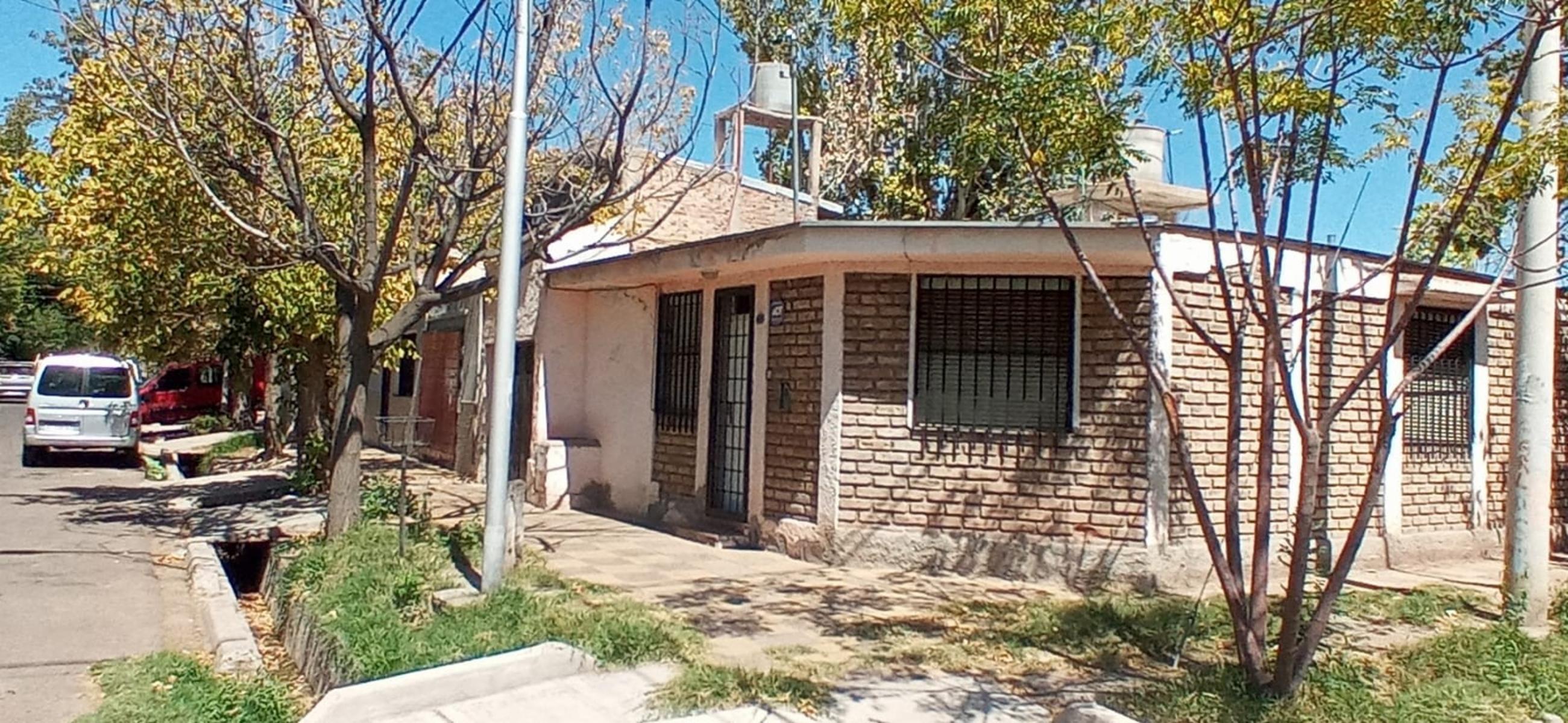 DORREGO 2 cuadras costanera y Brasil 2 dorm garage patiecito OPORTUNIDAD USD 45.000 - 2