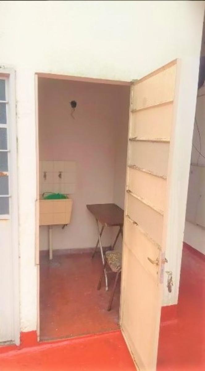 Departamento RETASADO en muy linda zona , cerca de todo en pleno centro de Ramos Mejia, muy cómodo en 1° Piso al frente , muy buen estado de conservación, EXCELENTE PROPIEDAD — foto 6