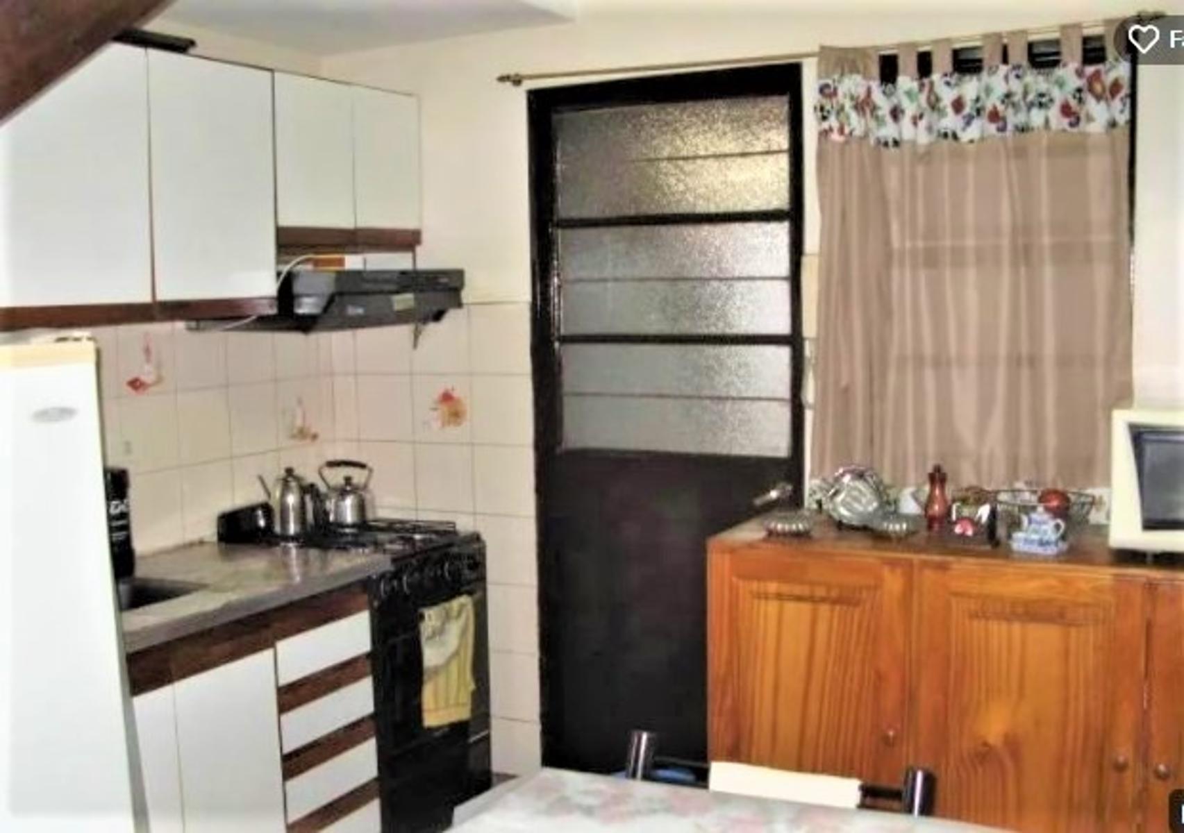 DUPLEX HERMOSO INTERNO Y MUY SEGURO, RETASADO DE 2 AMBIENTES EN COMPLEJO. EN MUY BUENA ZONA DE RAMOS MEJIA — foto 2