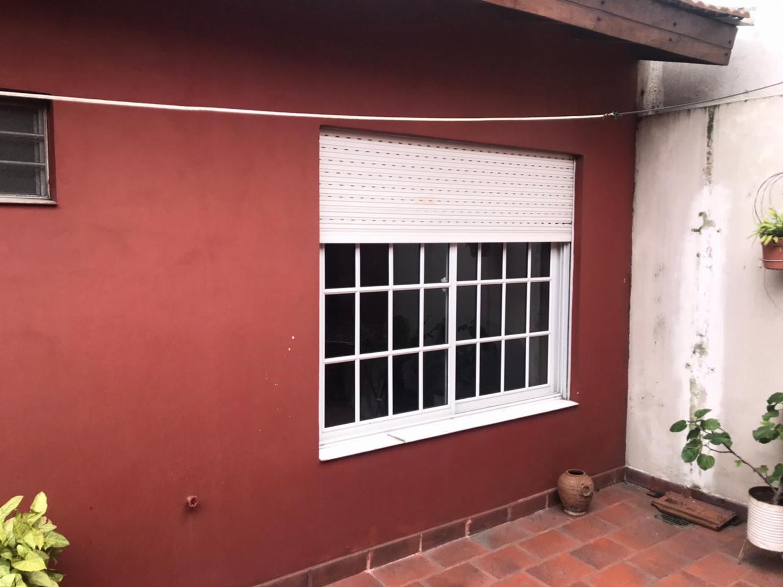 CASA AL FRENTE DE TRES AMBIENTES, MAS UN DEPARTAMENTO DE DOS AMBIENTES, SON 2 UNIDADES FUNCIONALES JUNTAS…. IDEAL DOS FAMILIAS O FAMILIA NUMEROSA — foto 13