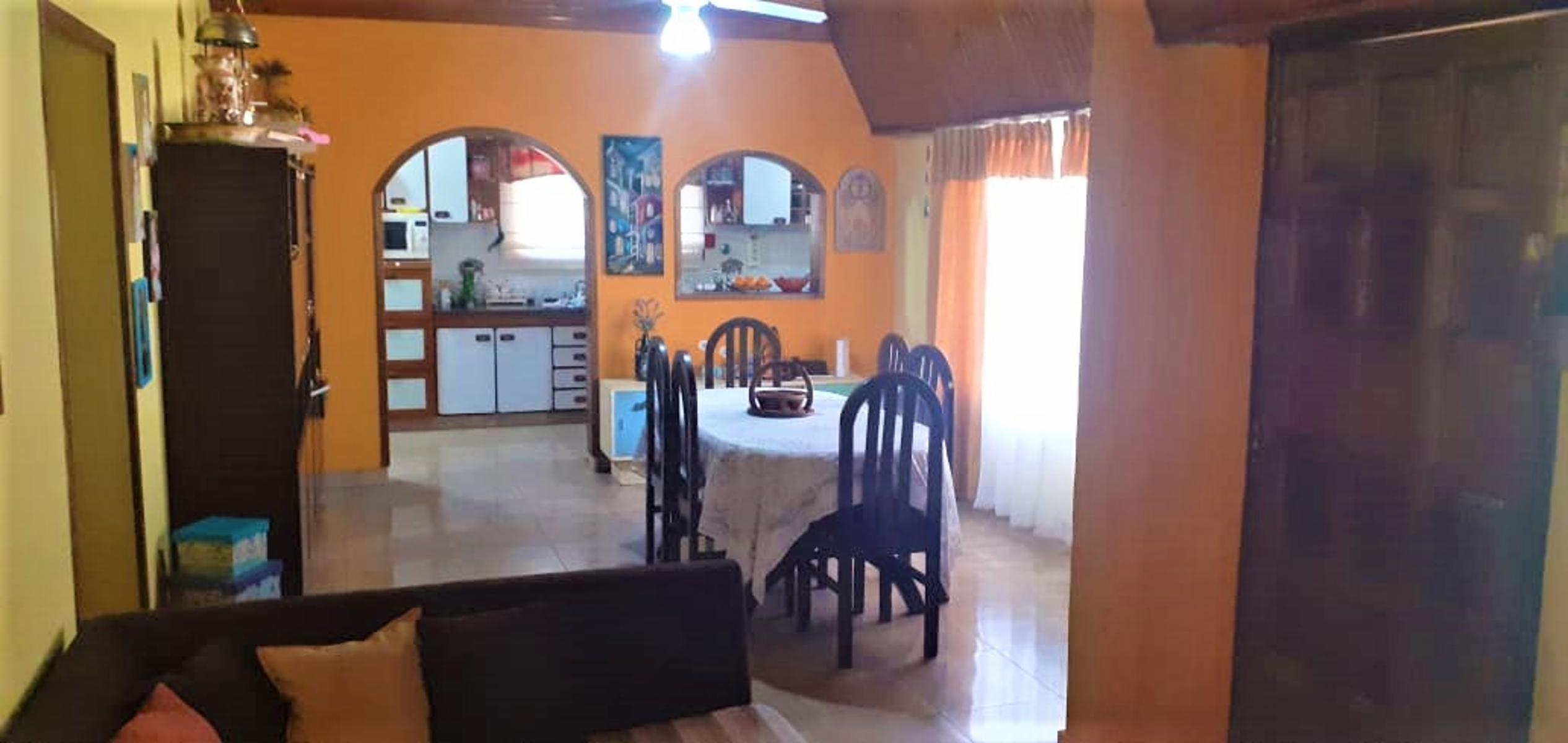 CASA EN ESQUINA DE TRES AMBIENTES EN SAN JUSTO — foto 6