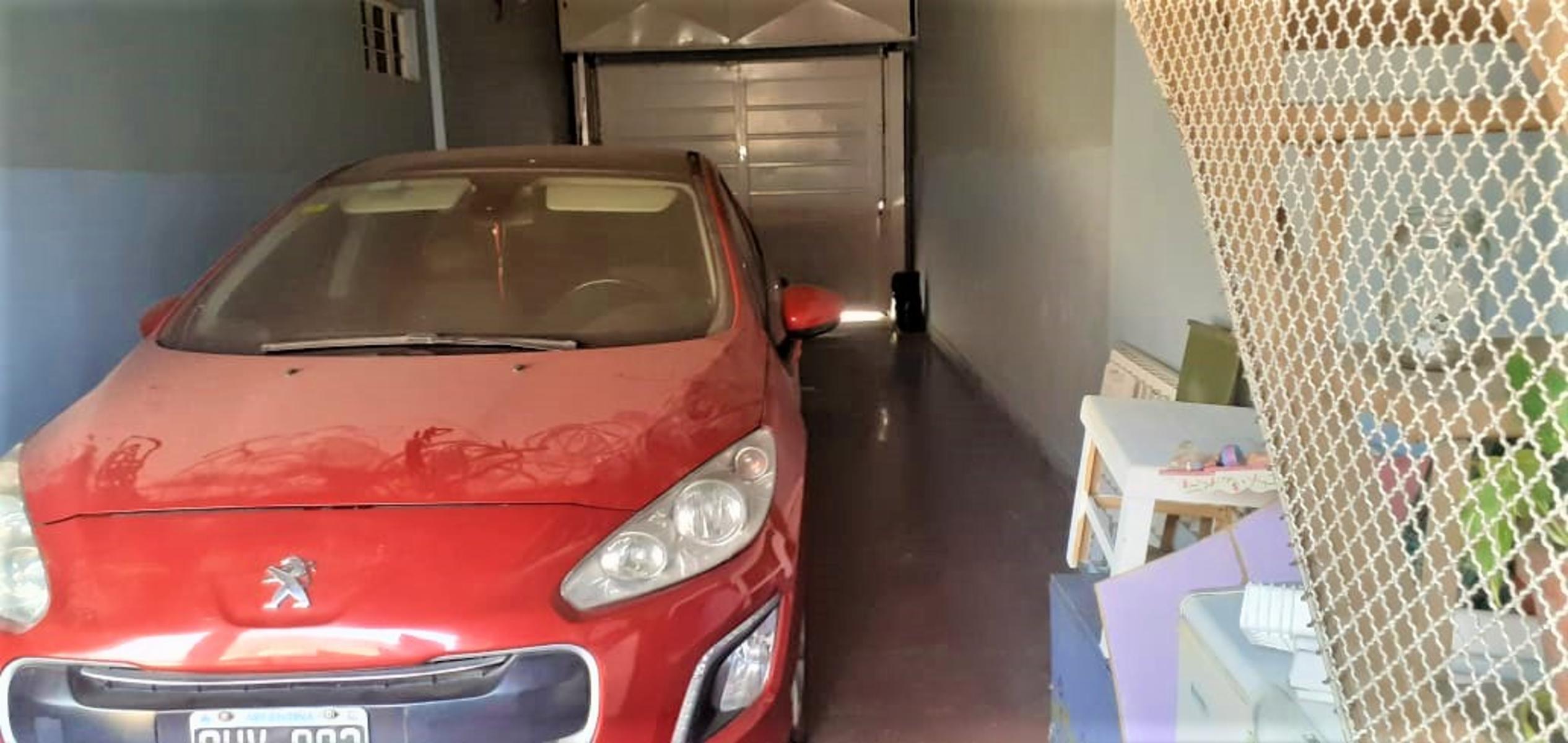 CASA EN ESQUINA DE TRES AMBIENTES EN SAN JUSTO — foto 11