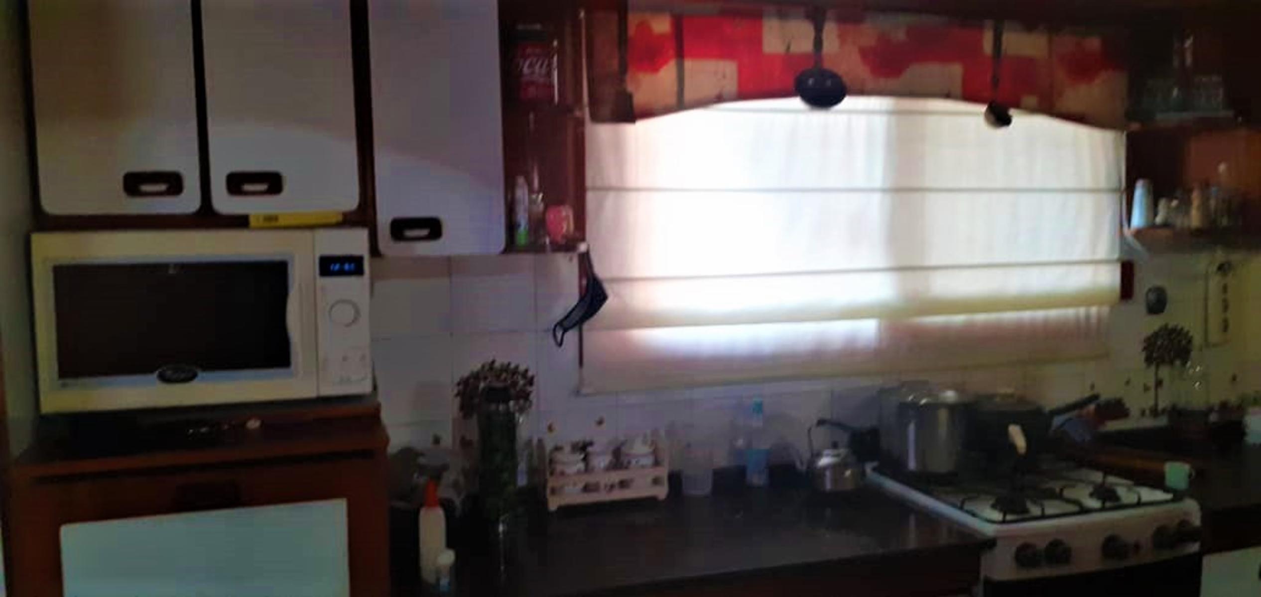 CASA EN ESQUINA DE TRES AMBIENTES EN SAN JUSTO — foto 13