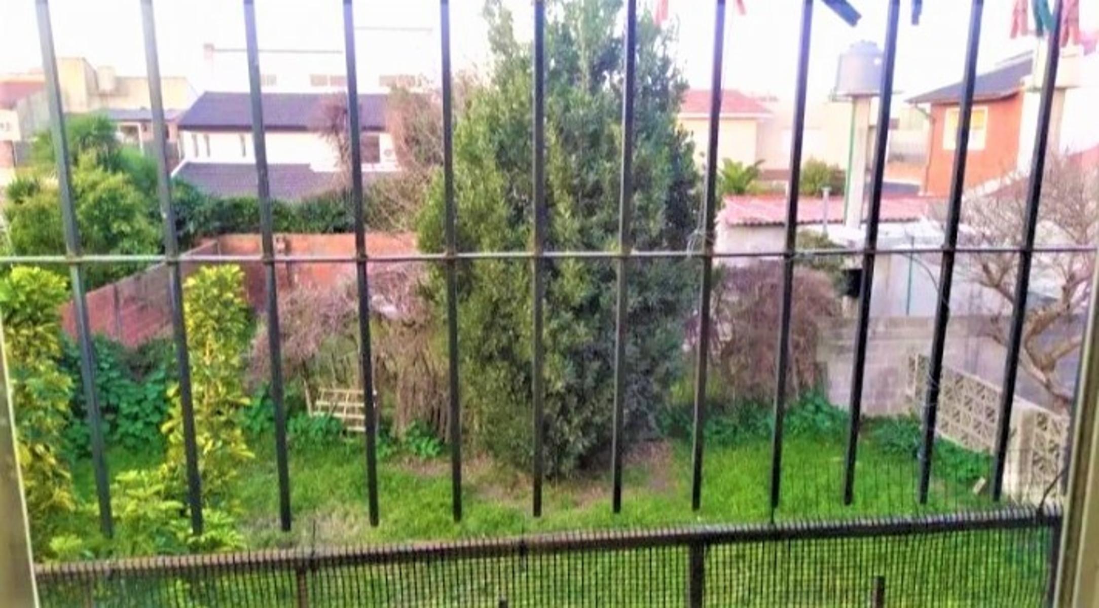 DEPARTAMENTO DE DOS AMBIENTES Y MEDIO EN EL CORAZÓN DE VILLA LUZURIAGA — foto 9