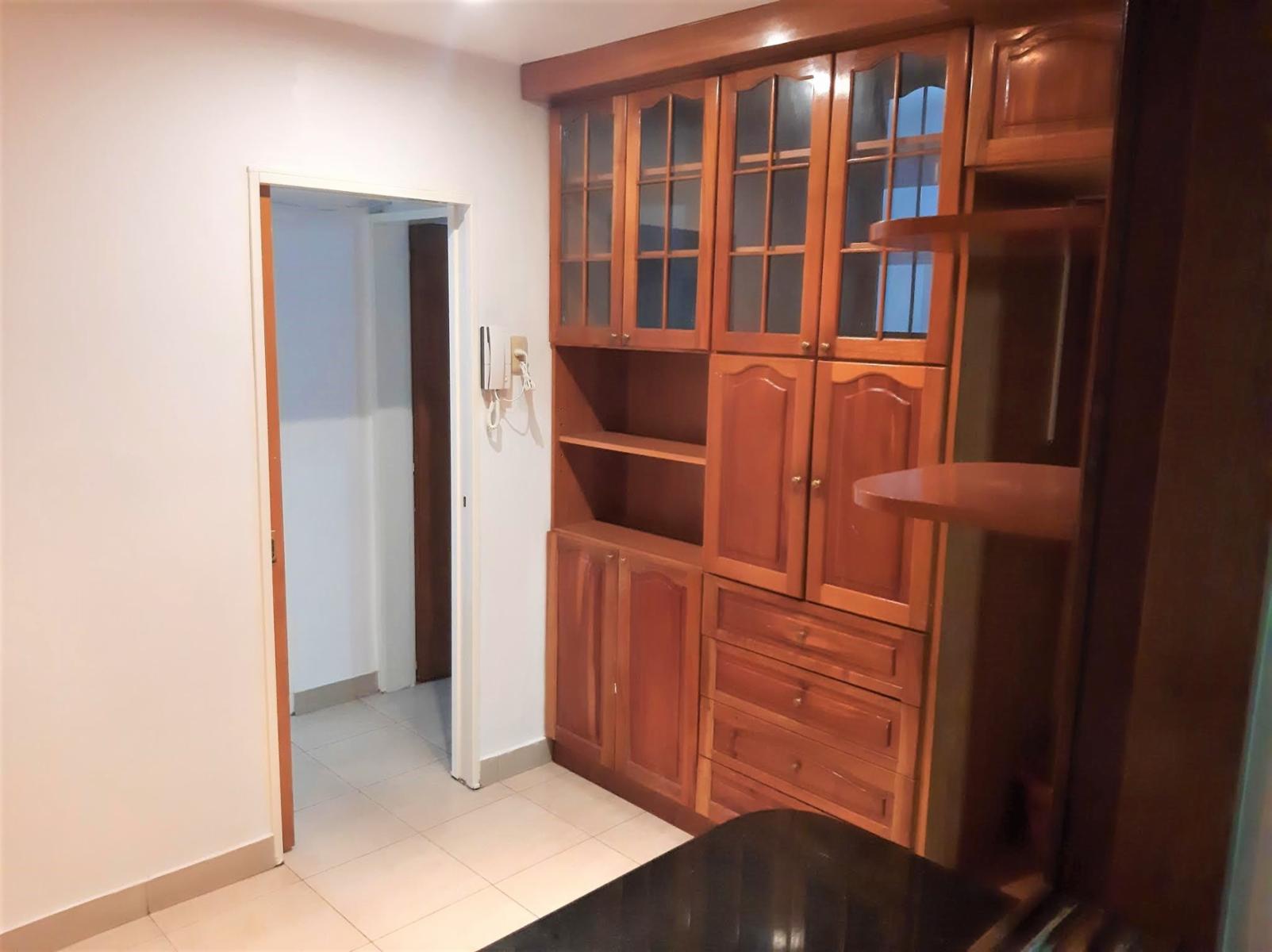 CASA EN VILLA LUZURIAGA, NUEVO PRECIO** CASA SOBRE LOTE PROPIO DE TRES AMBIENTES, GARAGE CUBIERTO — foto 5