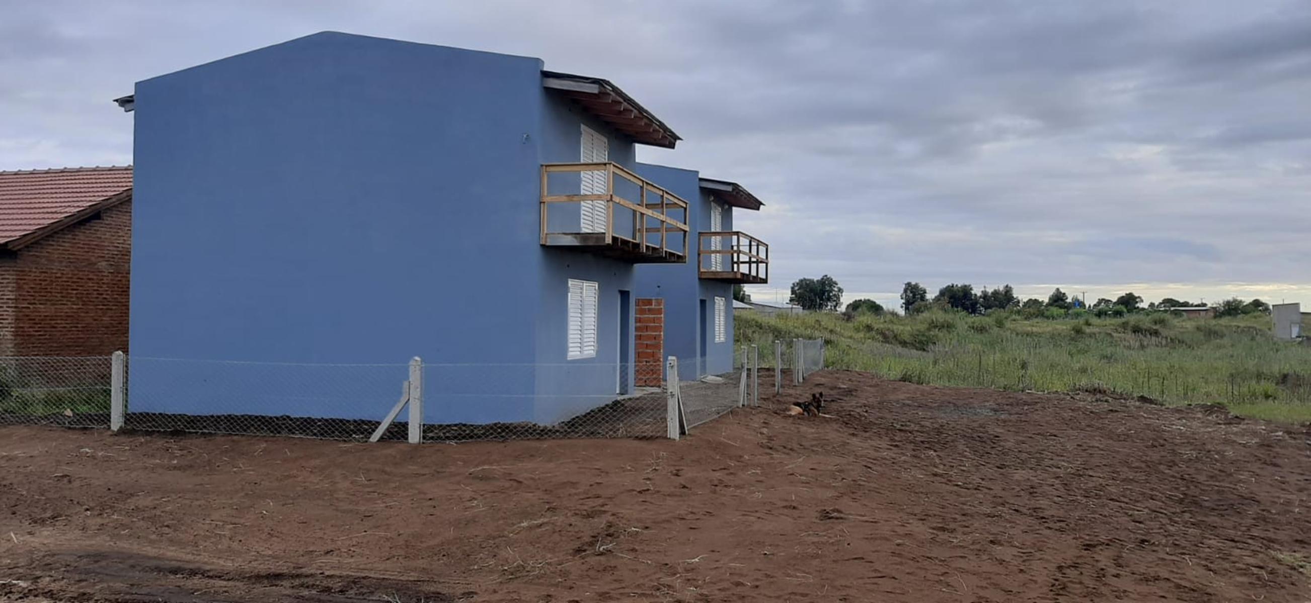 CABAÑAS/DUPLEX EN VENTA O PERMUTA EL VALOR EN POR LAS DOS JUNTAS 2 U/F de mas de 60m2 VENTA EN BLOCK — foto 3