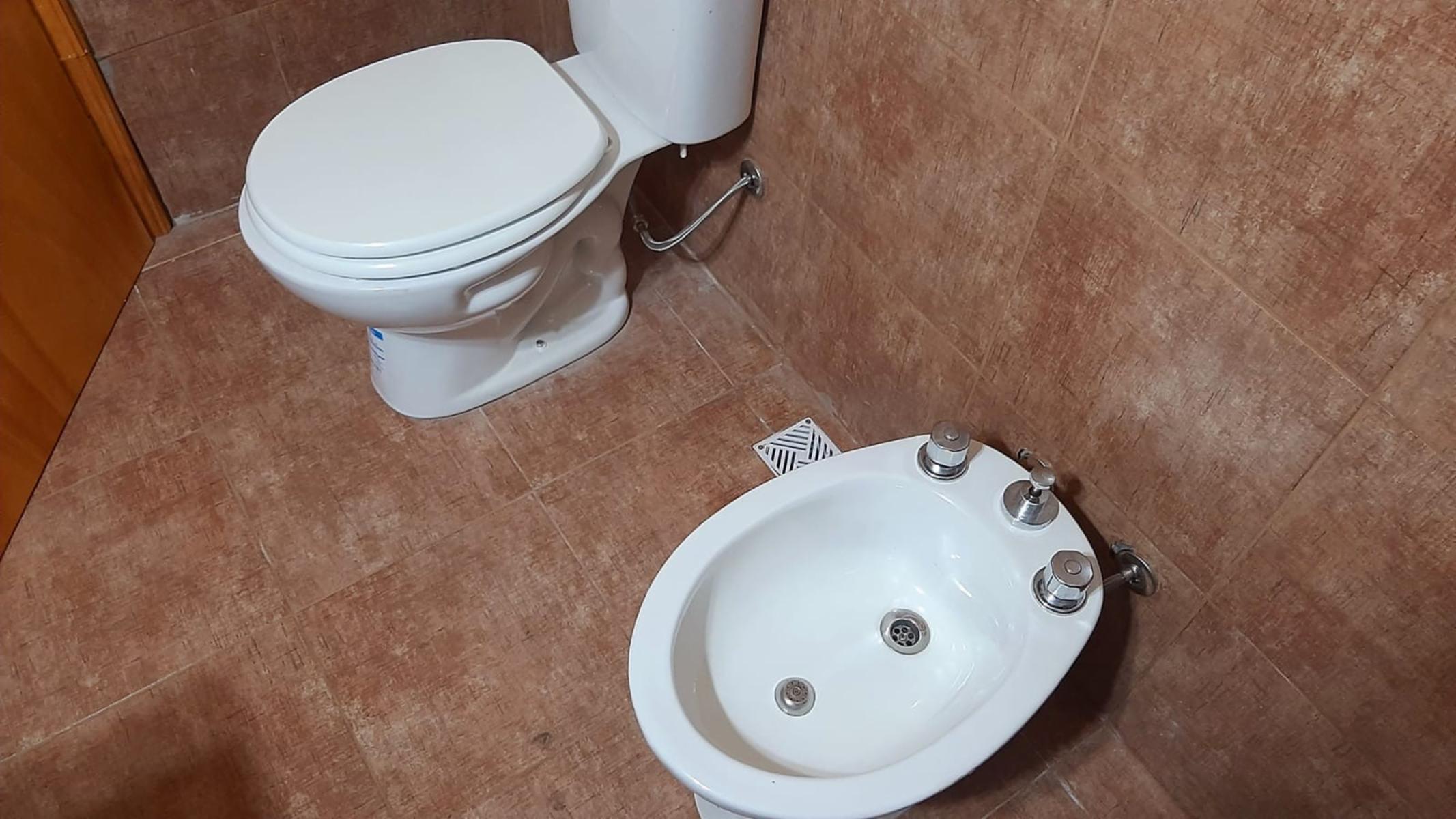 CABAÑAS/DUPLEX EN VENTA O PERMUTA EL VALOR EN POR LAS DOS JUNTAS 2 U/F de mas de 60m2 VENTA EN BLOCK — foto 13