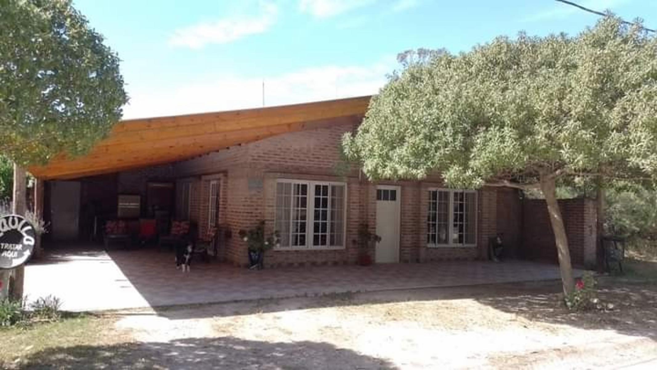 Casa mas 4 departamentos totalmente equipados en venta - 1