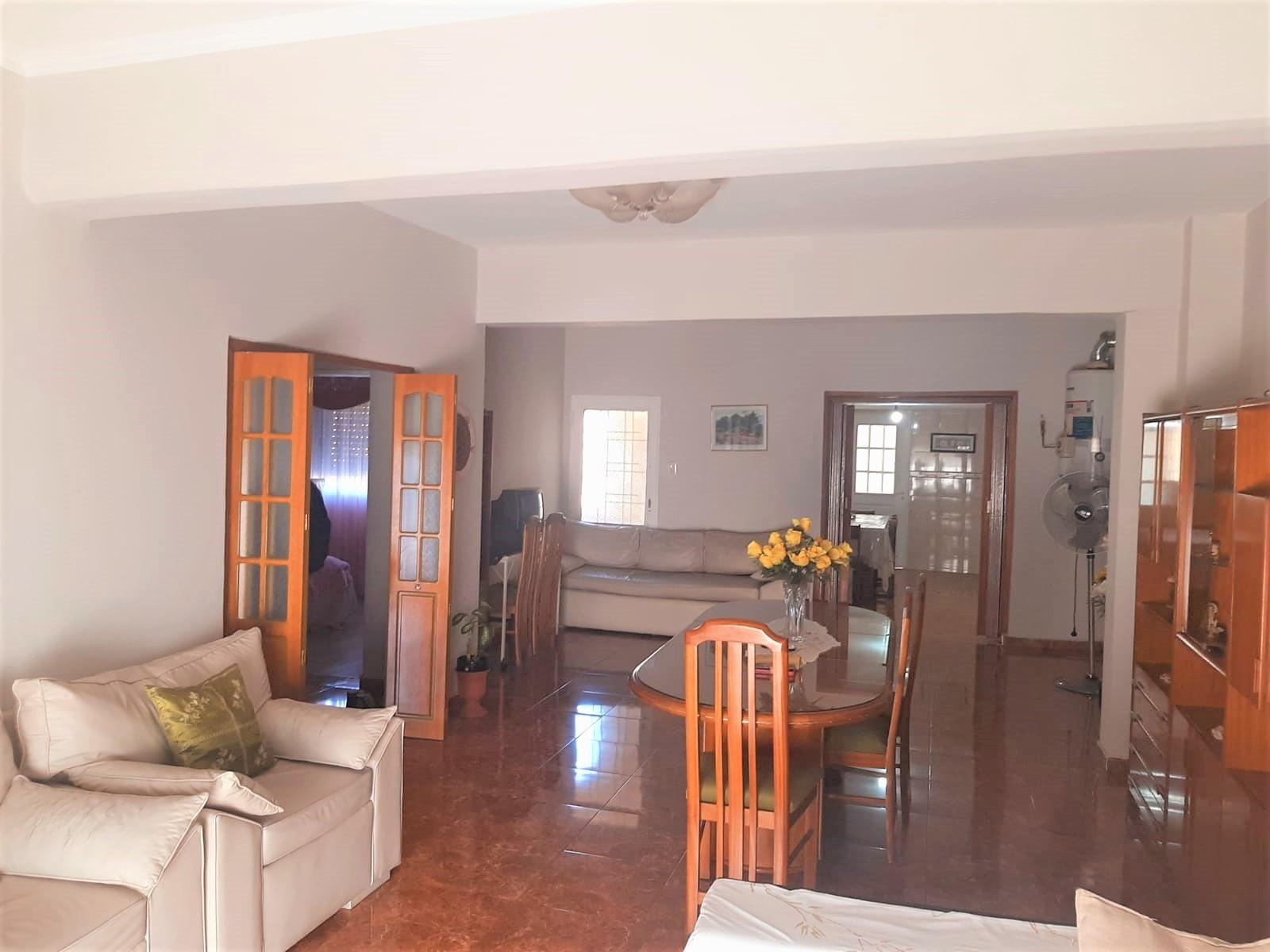 CASA, MAS DOS LOCALES MAS, LOTE, EN VILLA LUZURIAGA — foto 3