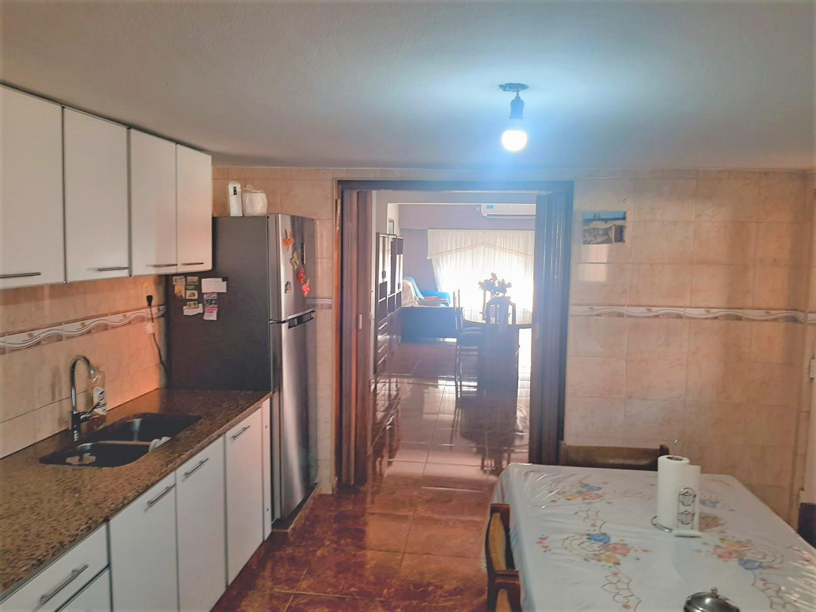 CASA, MAS DOS LOCALES MAS, LOTE, EN VILLA LUZURIAGA — foto 4