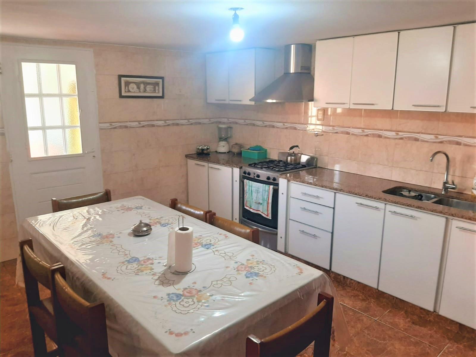 CASA, MAS DOS LOCALES MAS, LOTE, EN VILLA LUZURIAGA — foto 7