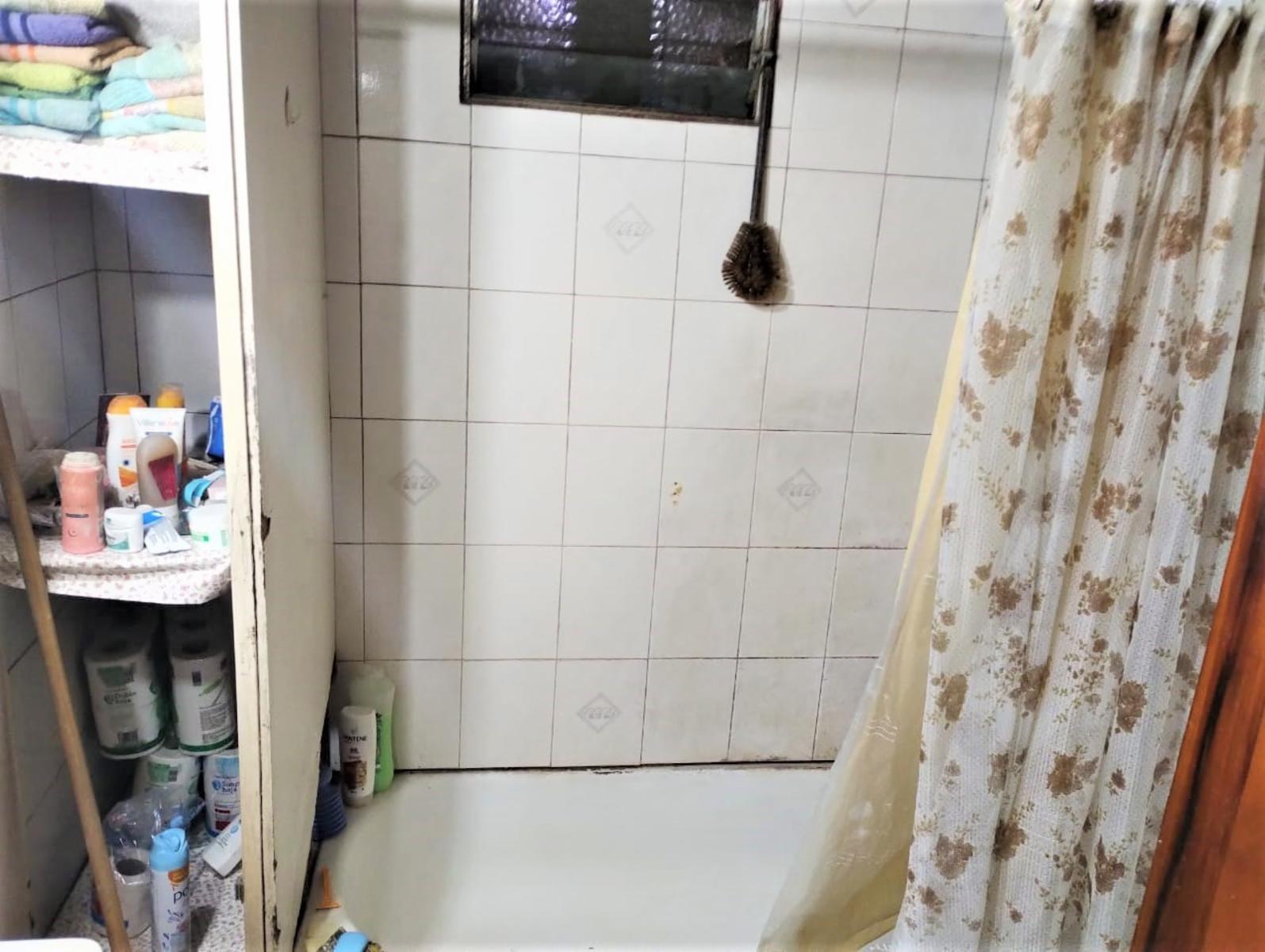 CASA DE TRES AMBIENTES A REFACCIONAR EN ISIDRO CASANOVA, ATALAYA — foto 6